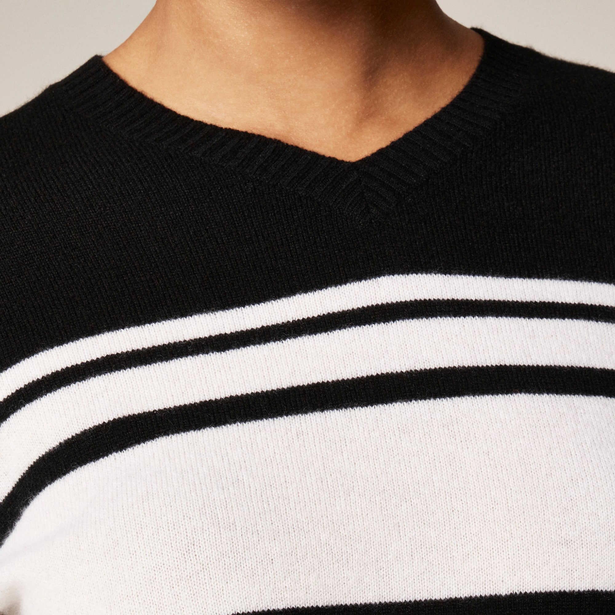Cashmere high V-neck sweater in stripe