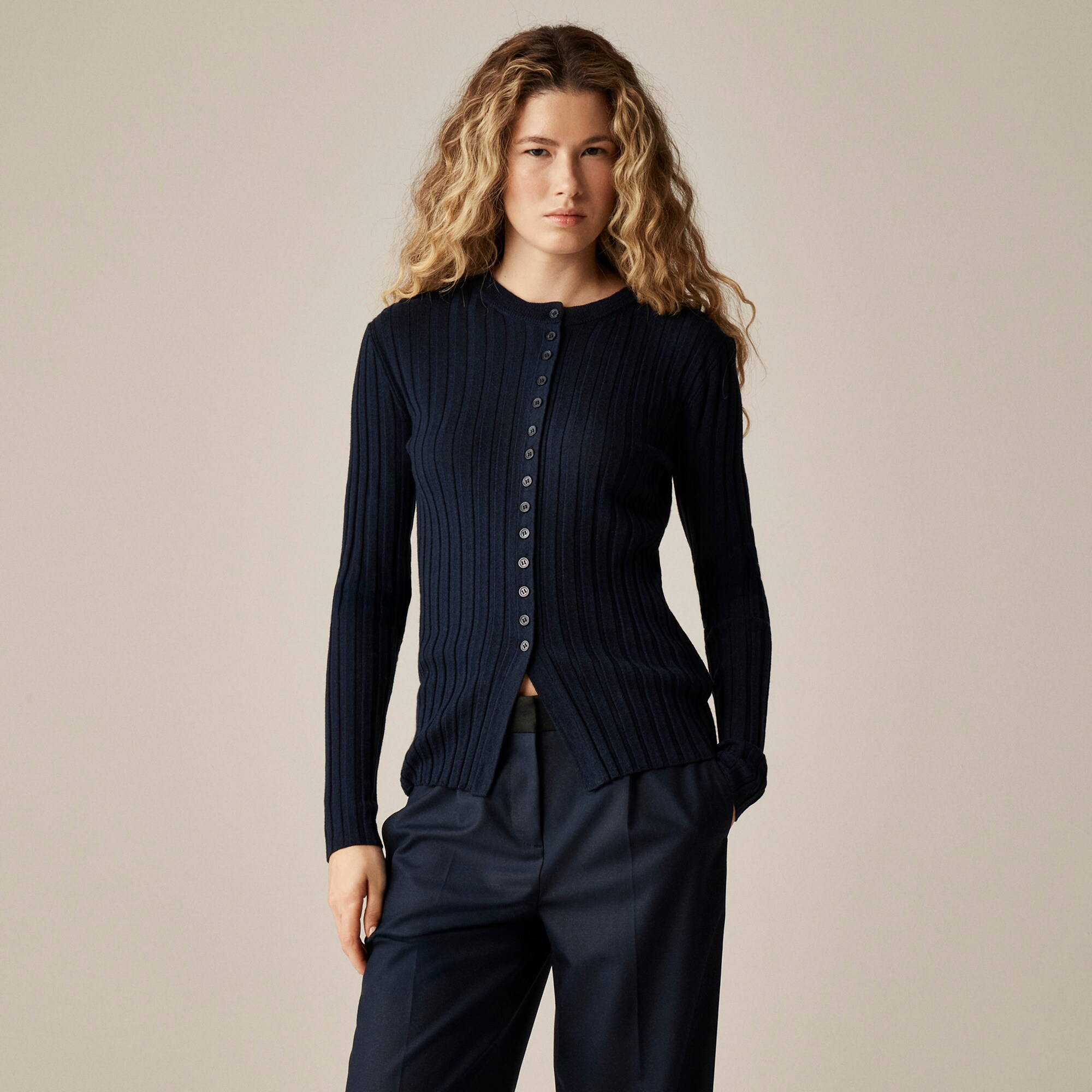 Wide-rib fitted cardigan top in merino wool