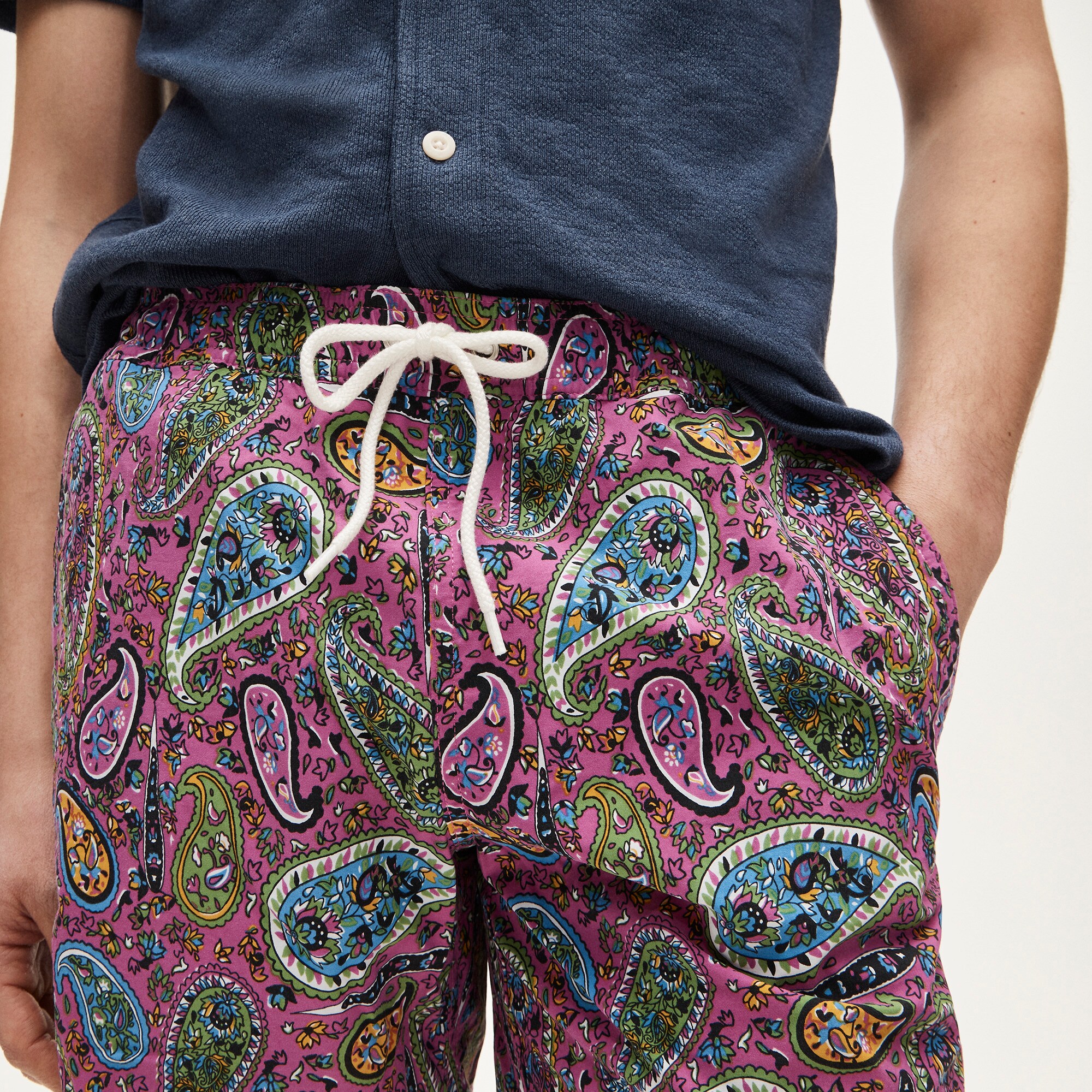6" stretch swim trunk in print with ECONYL® nylon