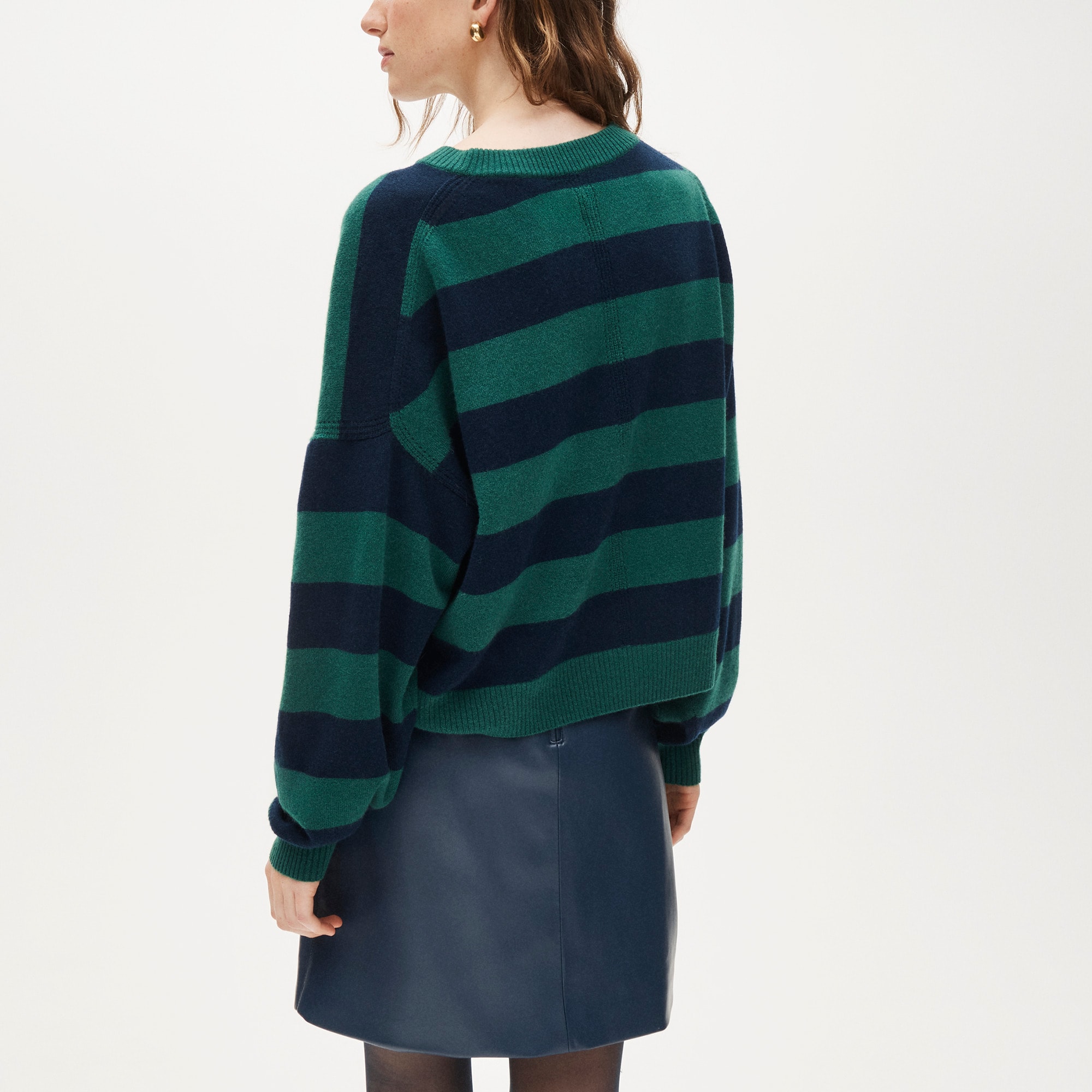 Cashmere blouson-sleeve sweater in stripe