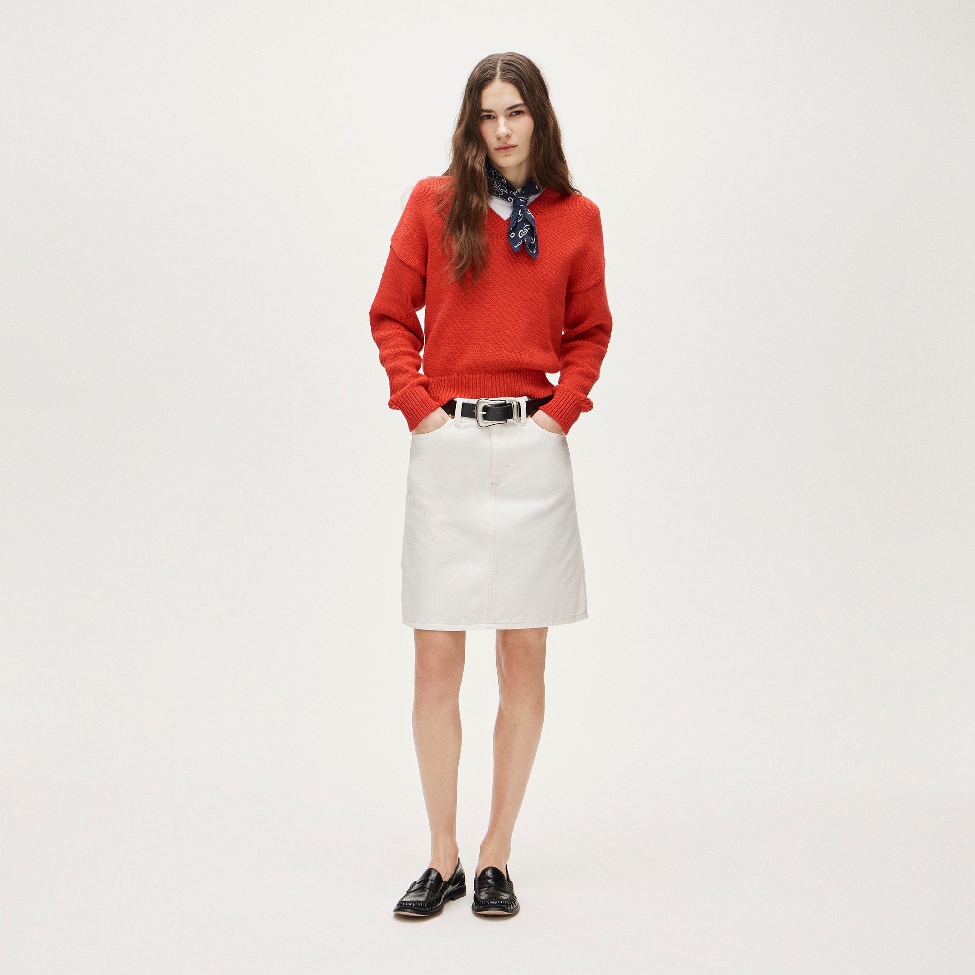 Cotton-blend V-neck pullover sweater - image 3