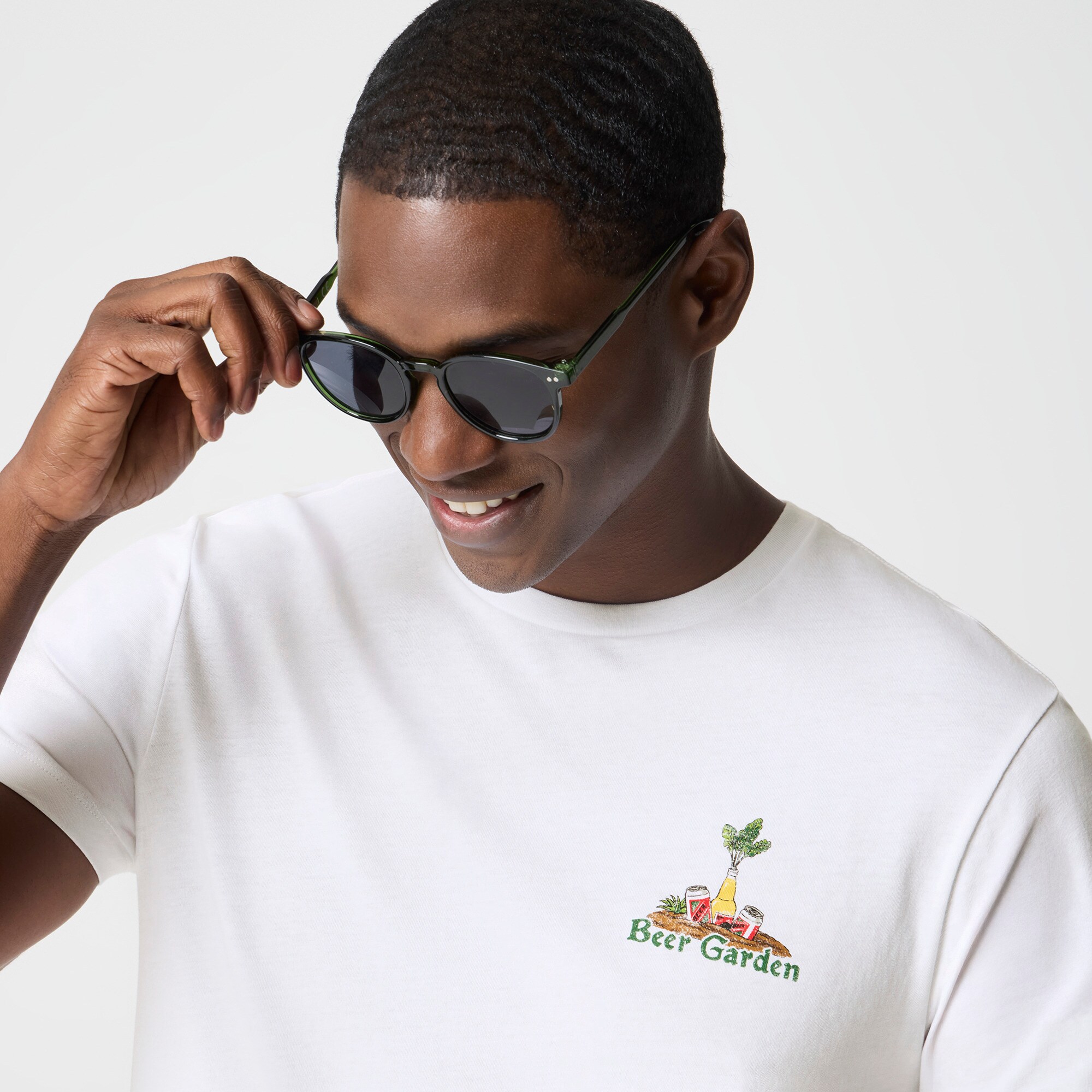 Beer garden graphic tee