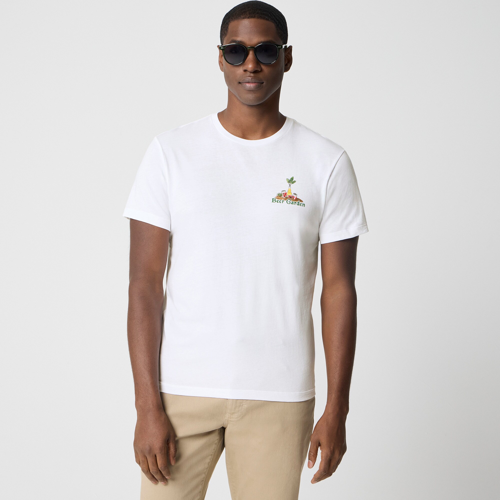  Beer garden graphic tee