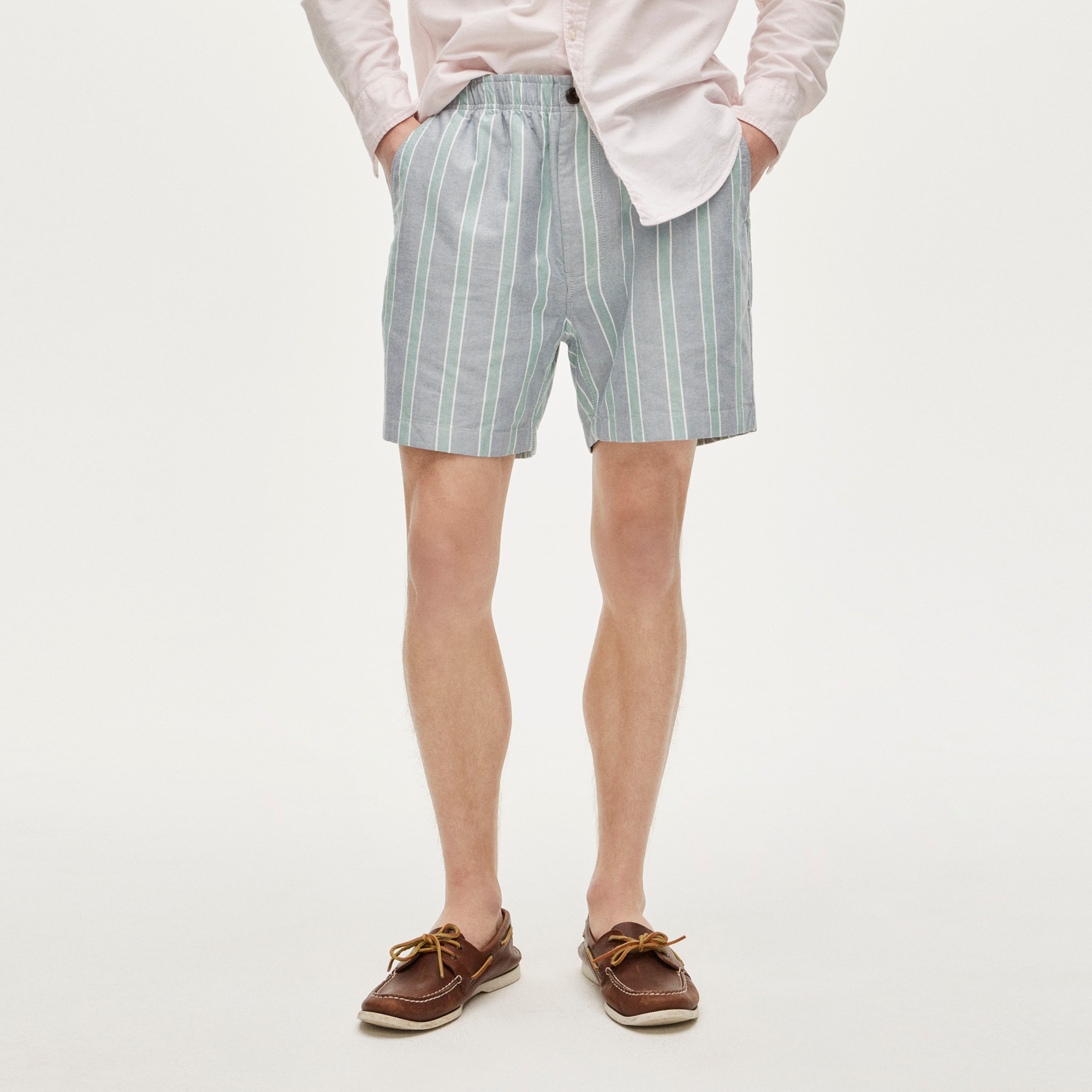 5.5" Pier short in cotton oxford stripe