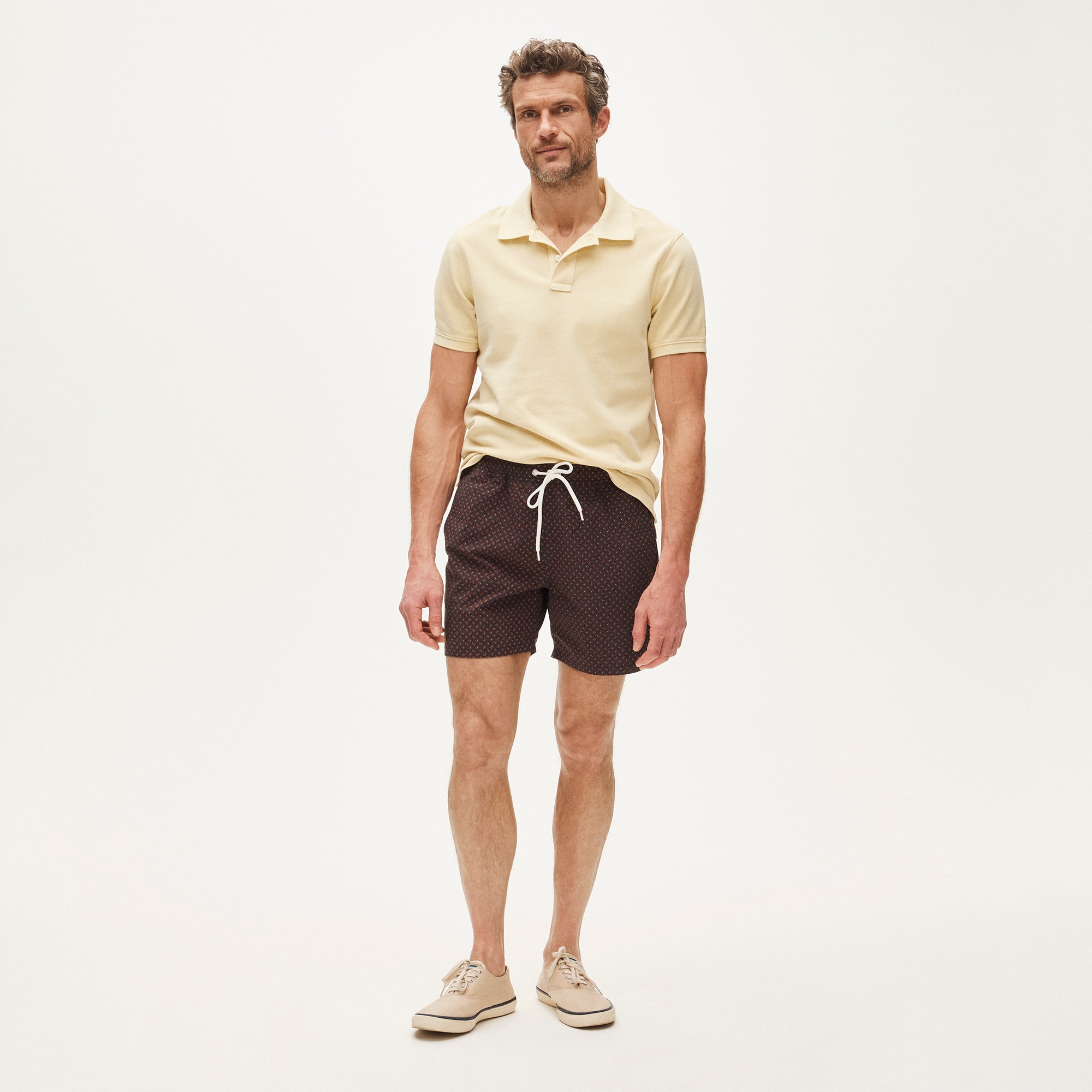 6" stretch swim trunk in print with EOCONYL® nylon