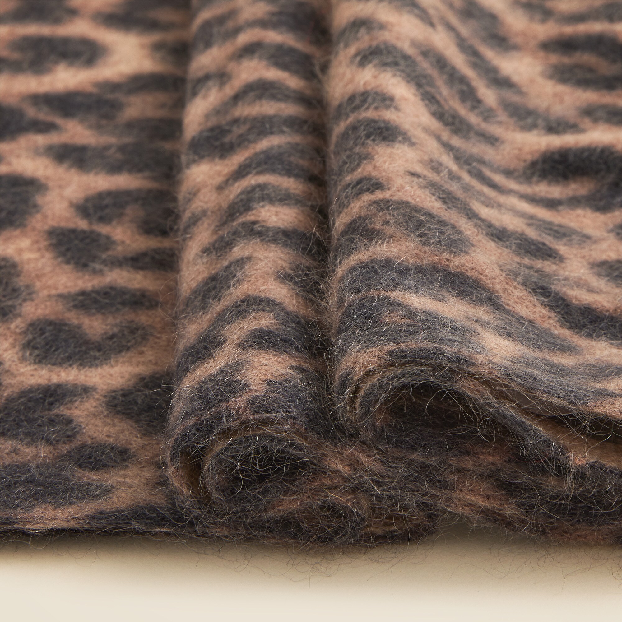 Brushed cashmere scarf