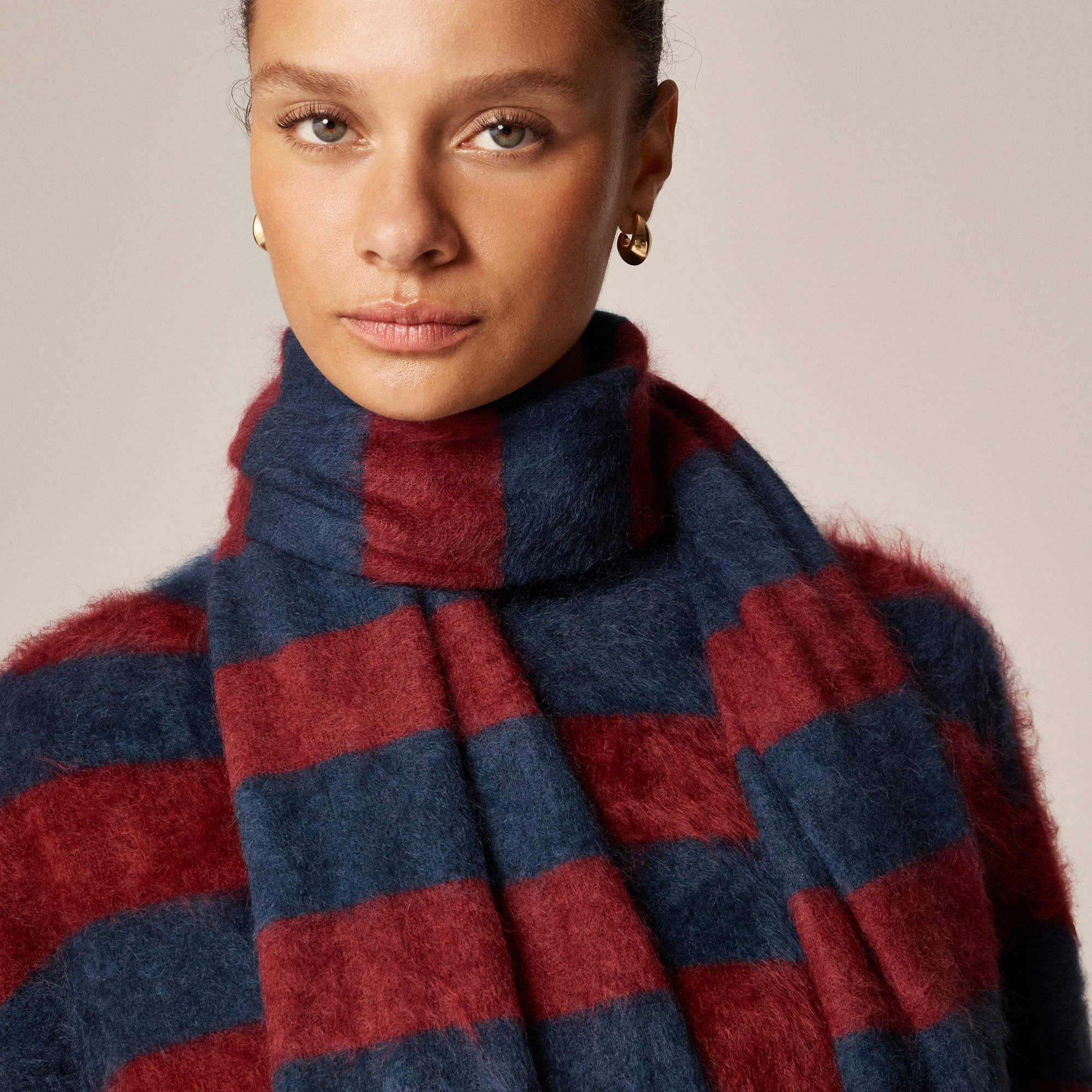 Brushed cashmere scarf in stripe