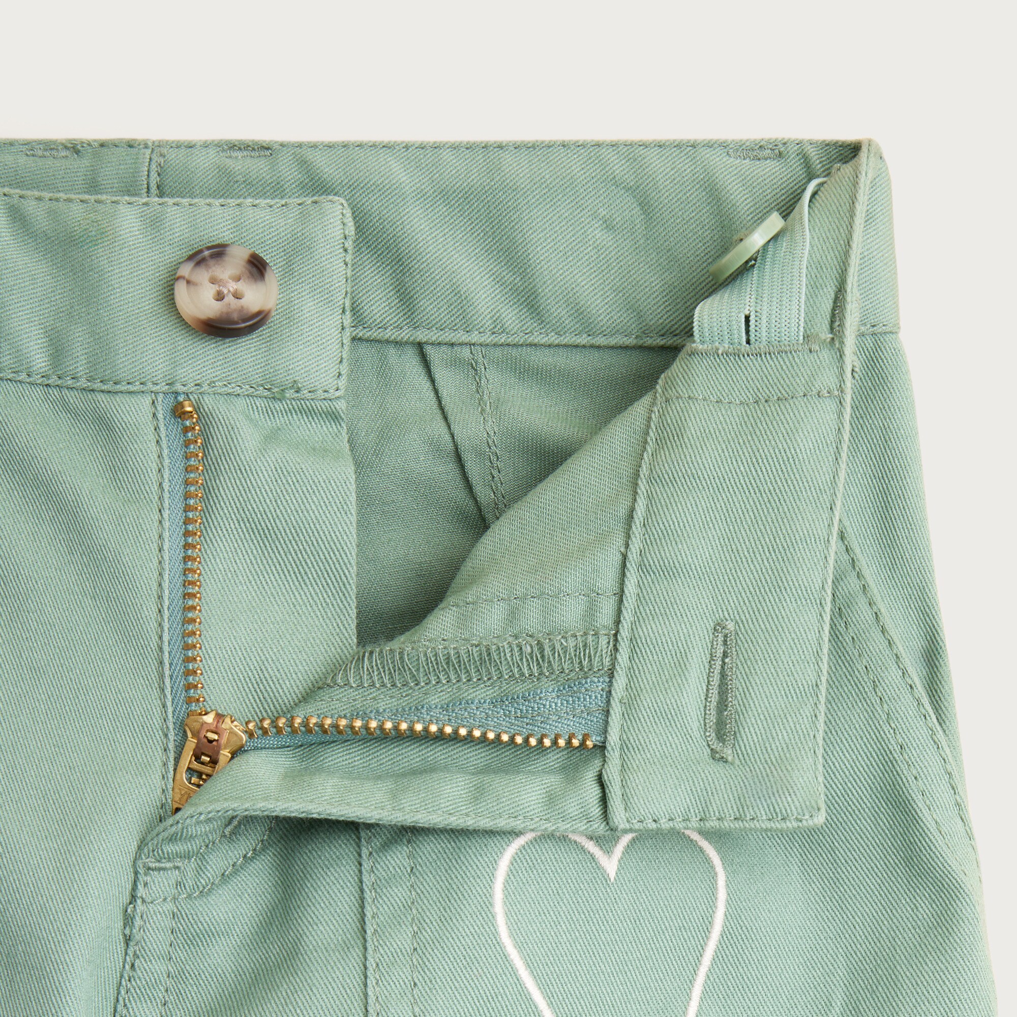 Girls' embroidered barrel-leg pant in twill