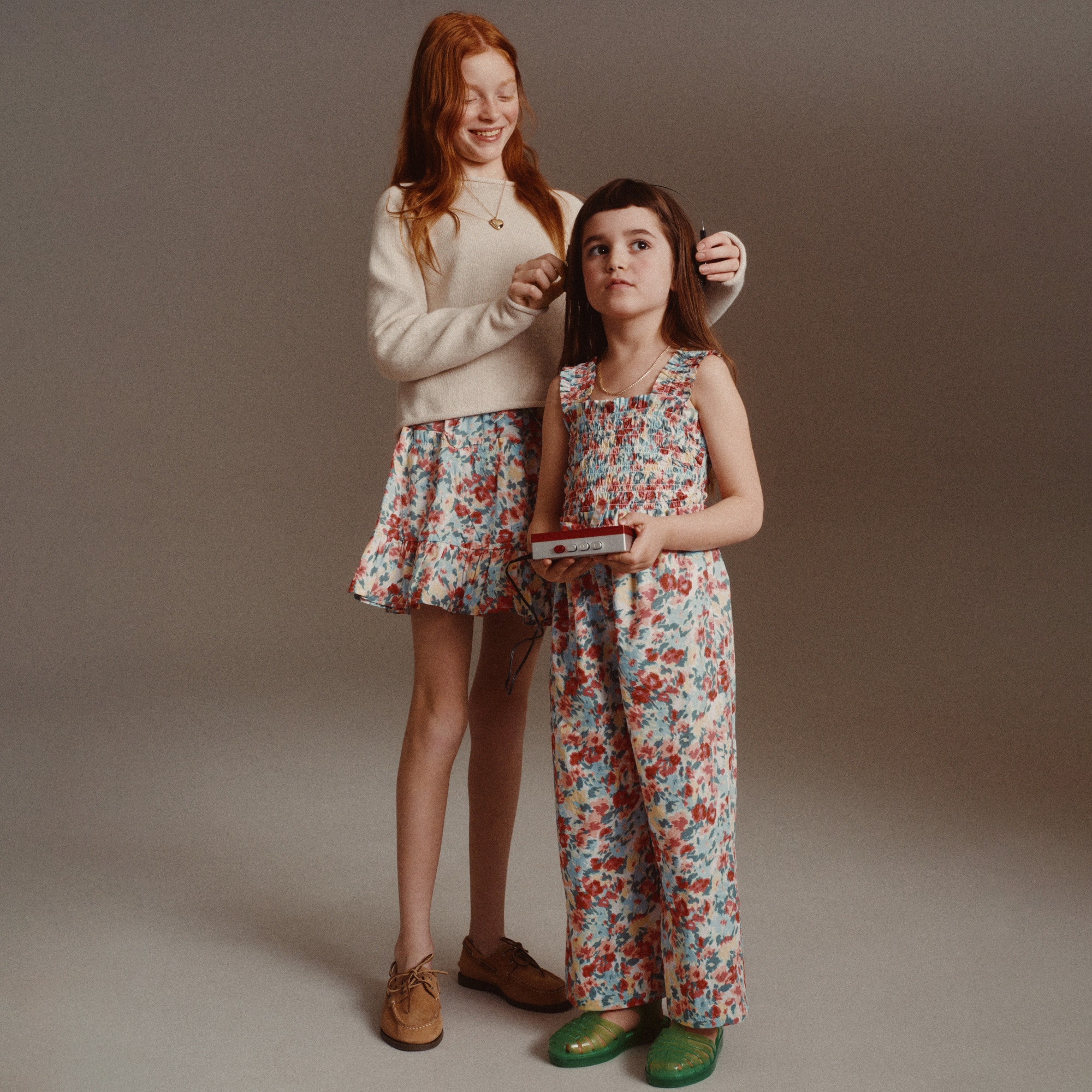  Girls' smocked jumpsuit in painted floral
