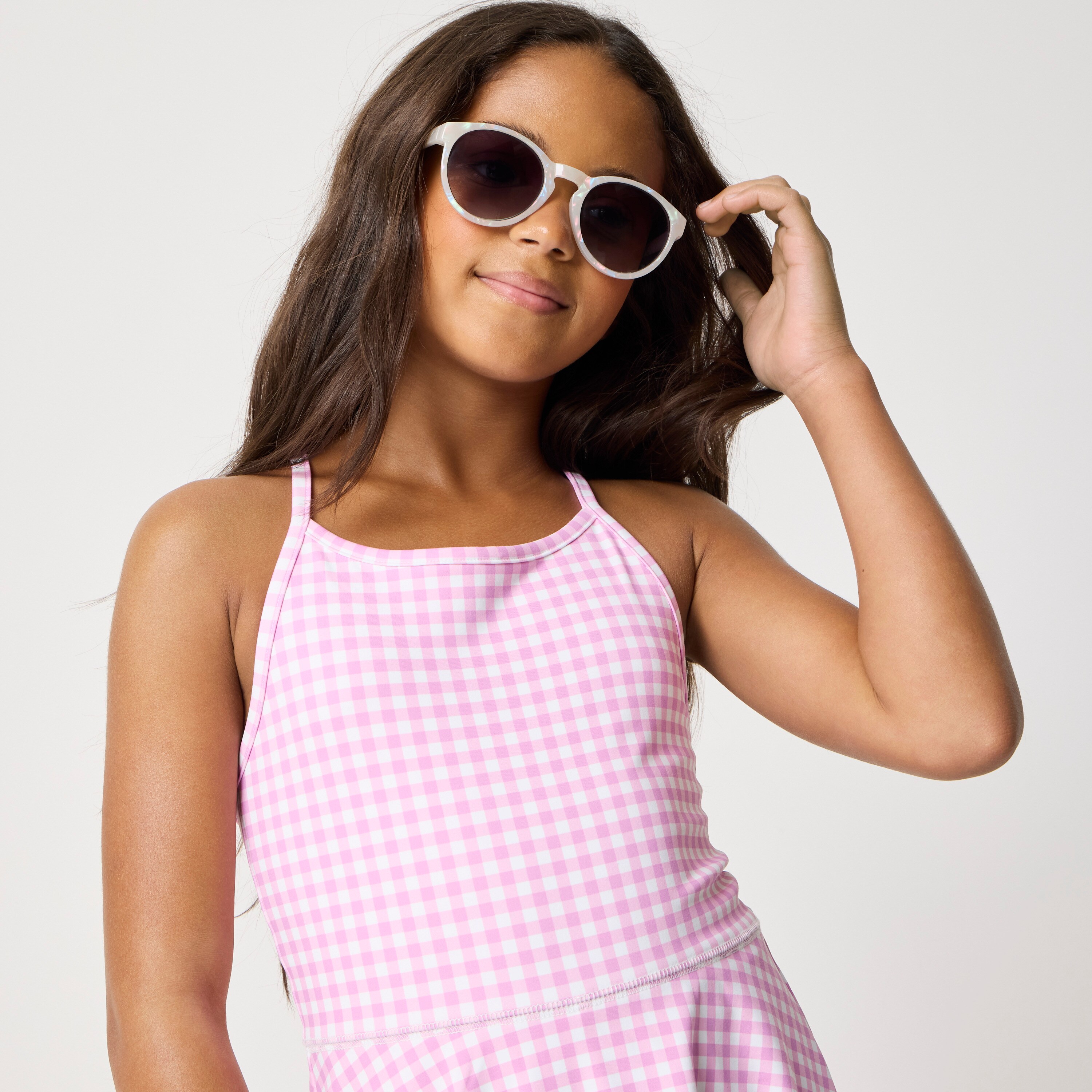 Girls' scallop-hem active dress