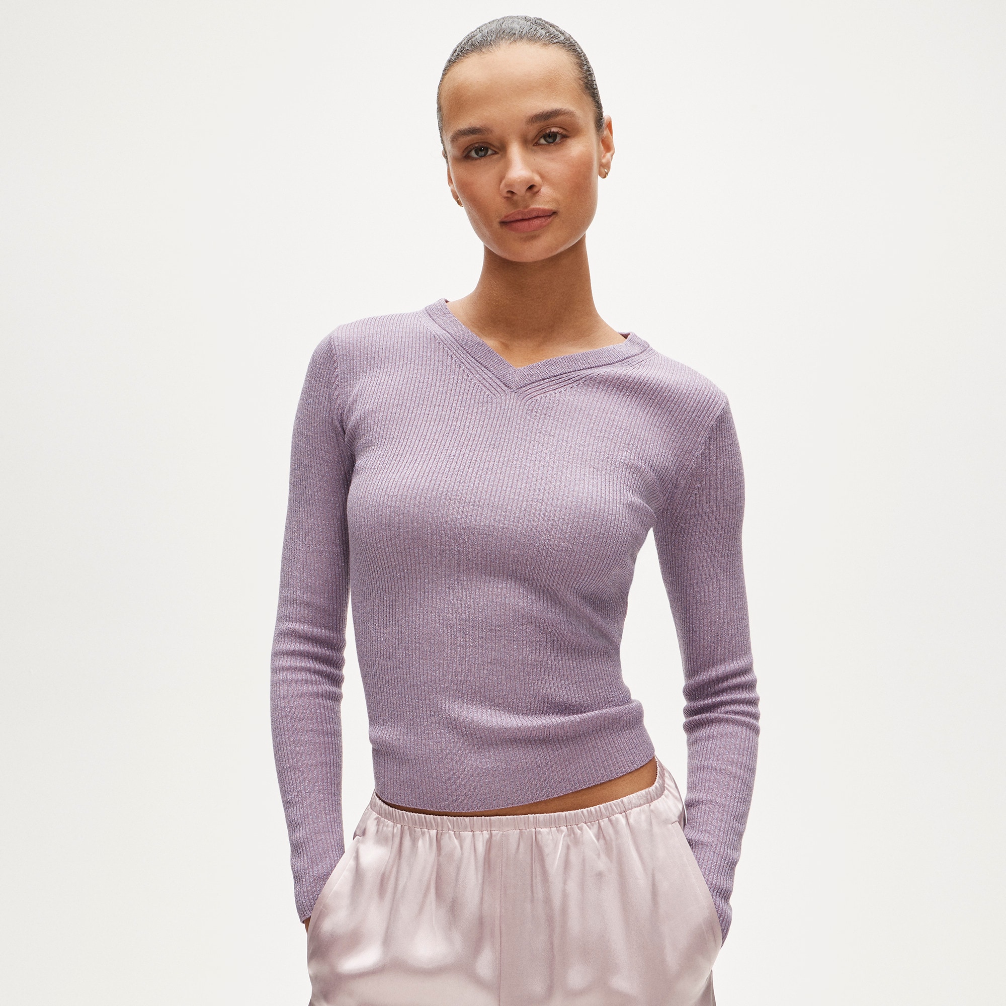 High V-neck fine rib sweater in merino wool with Lurex® metallic threads