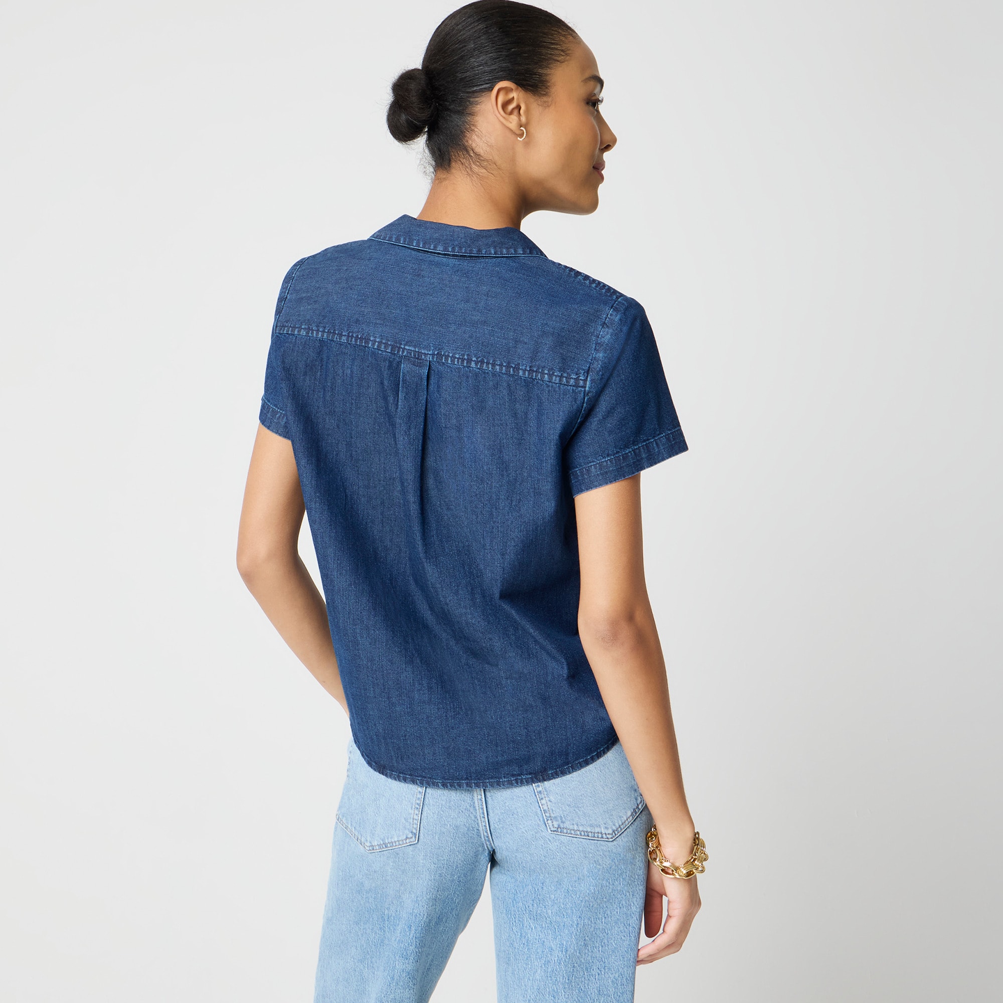 Short-sleeve chambray popover top - image 3