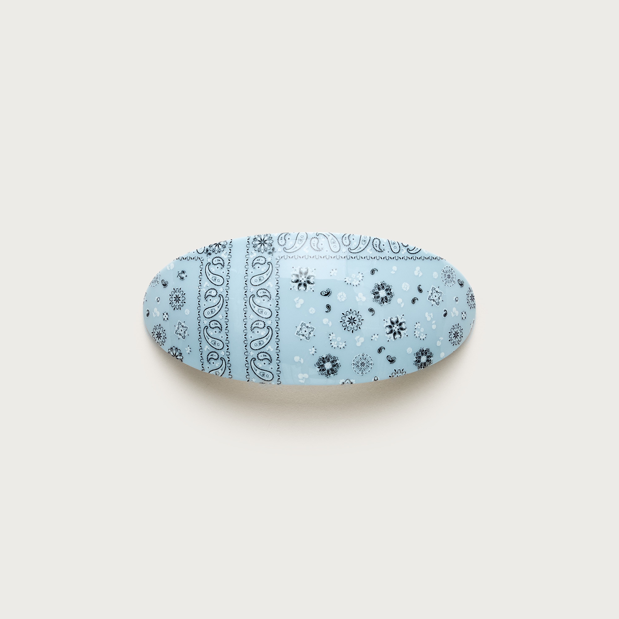 Bandana-print oval hair clip