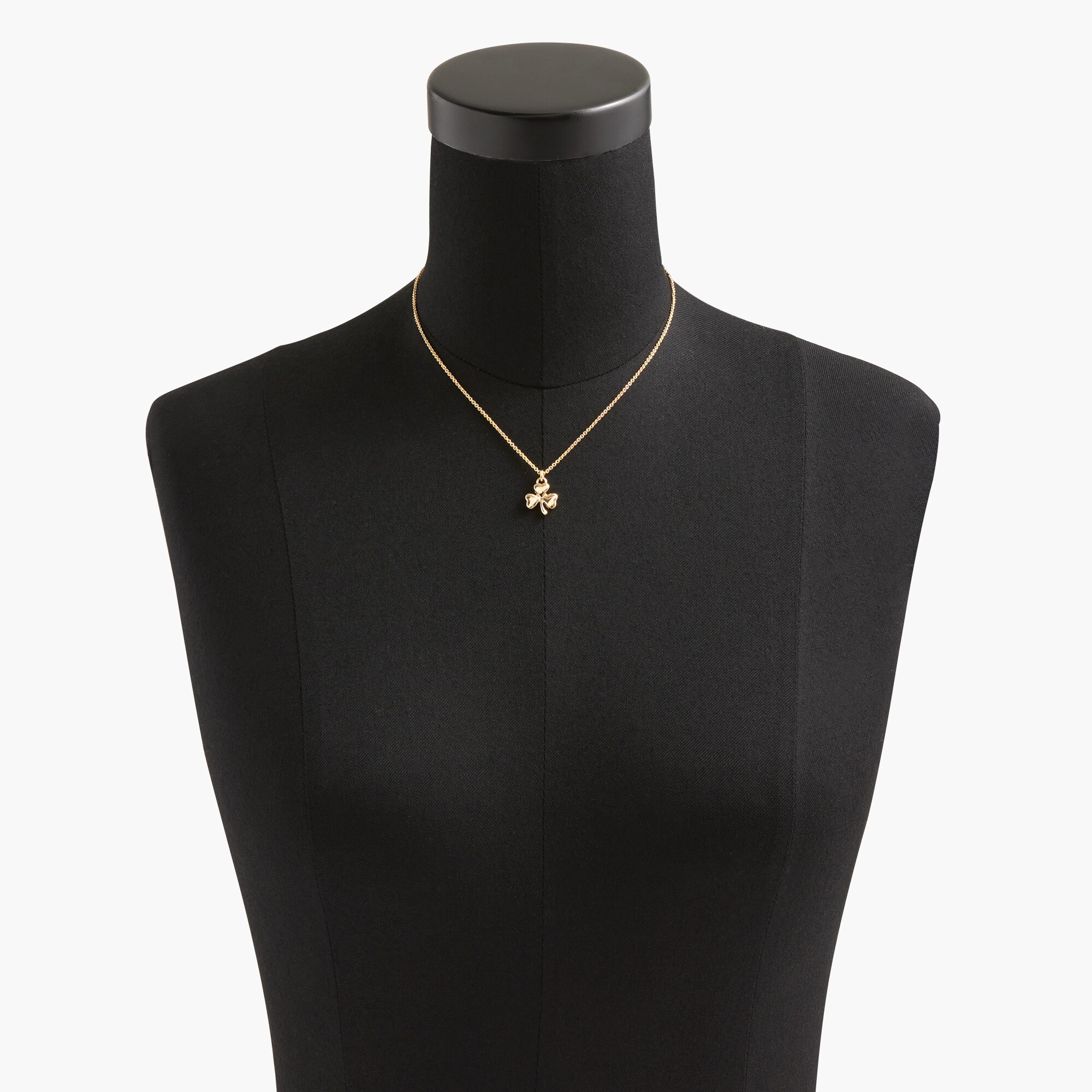Clover pendant necklace