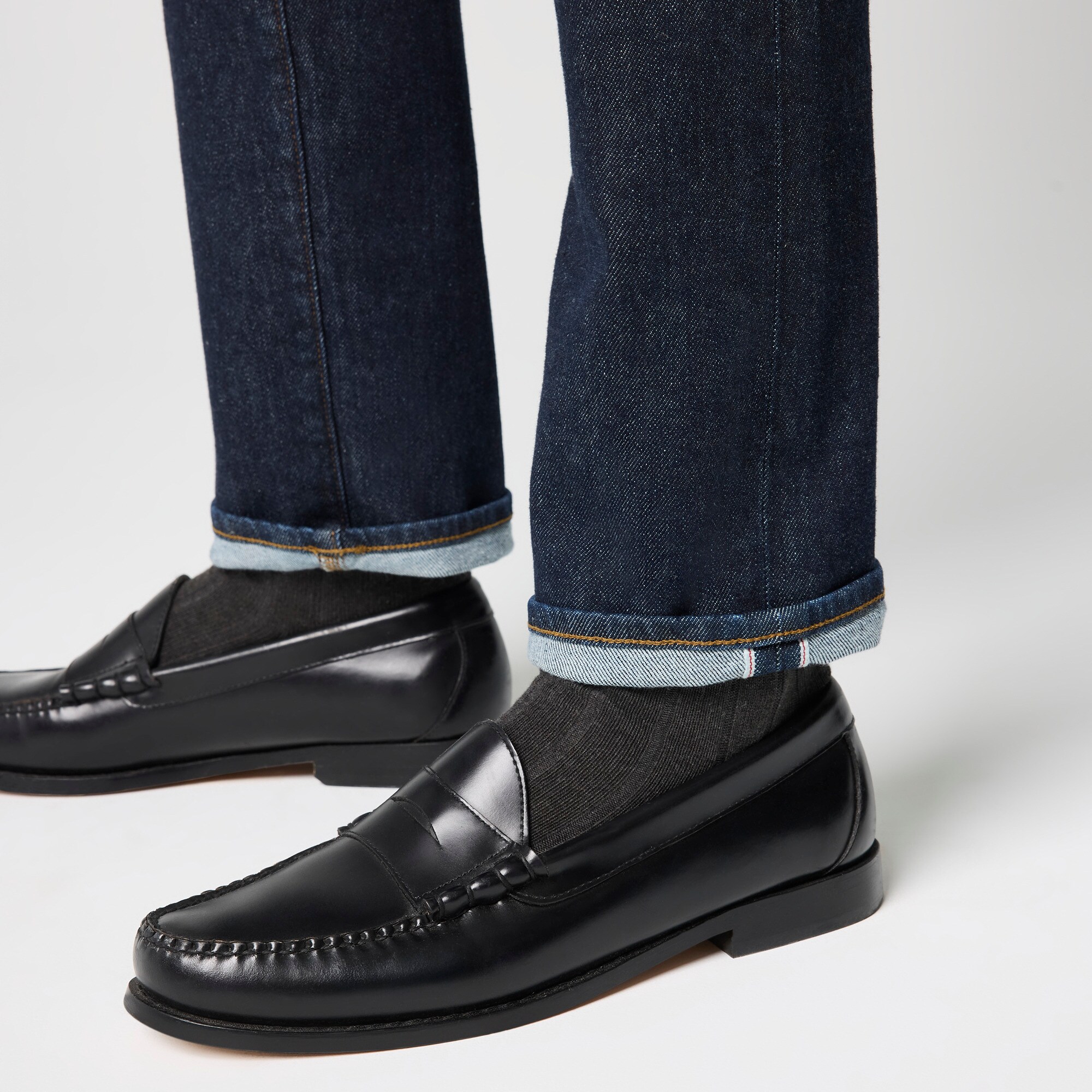 Straight-fit selvedge jean in signature flex