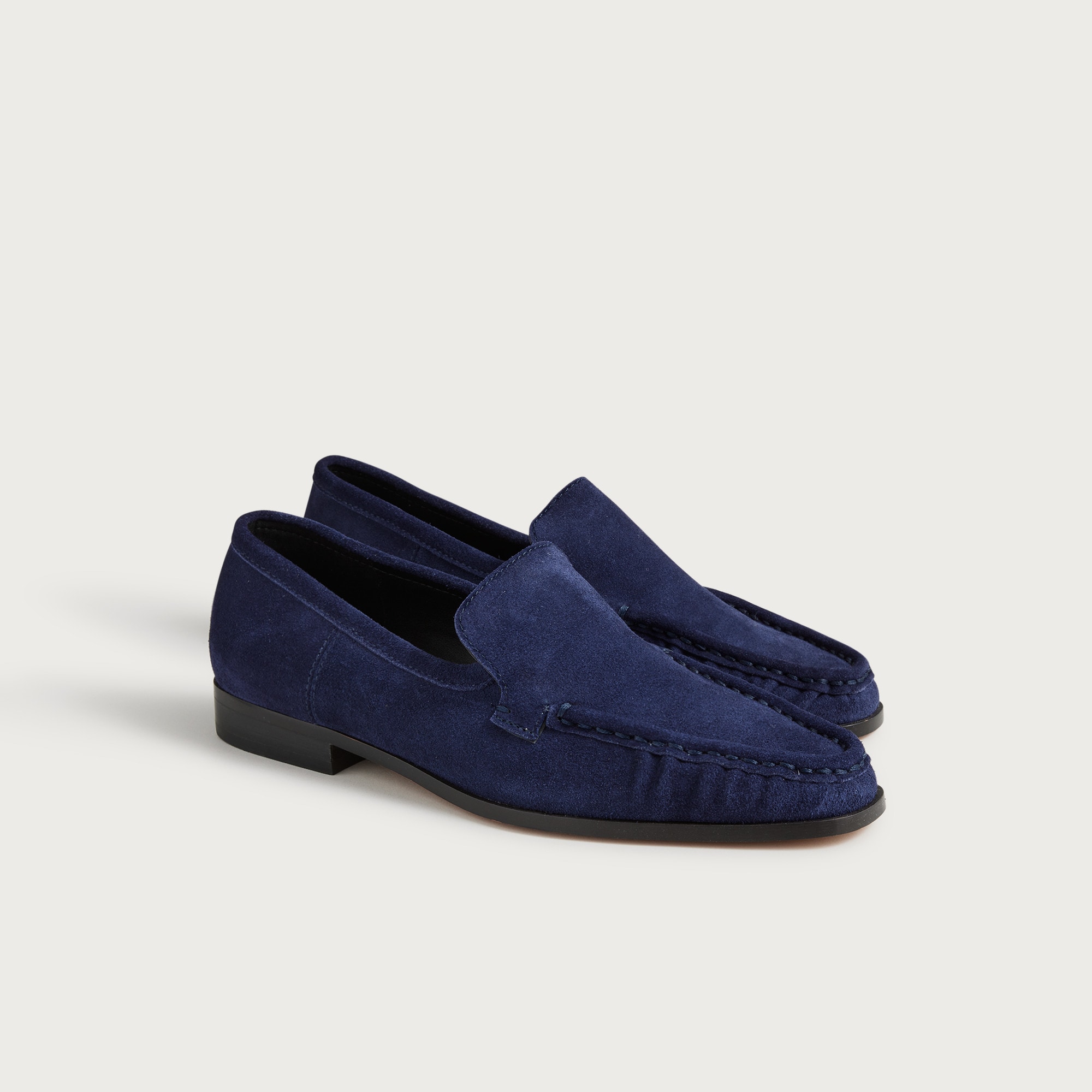 Classic loafers in suede