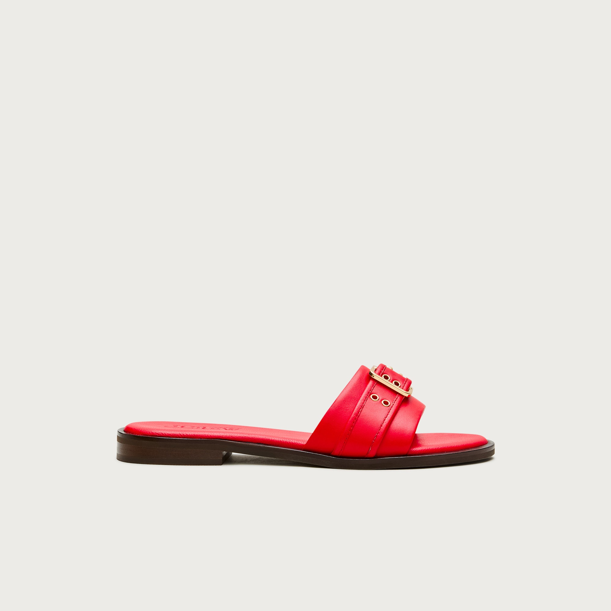 Belted sandals in leather
