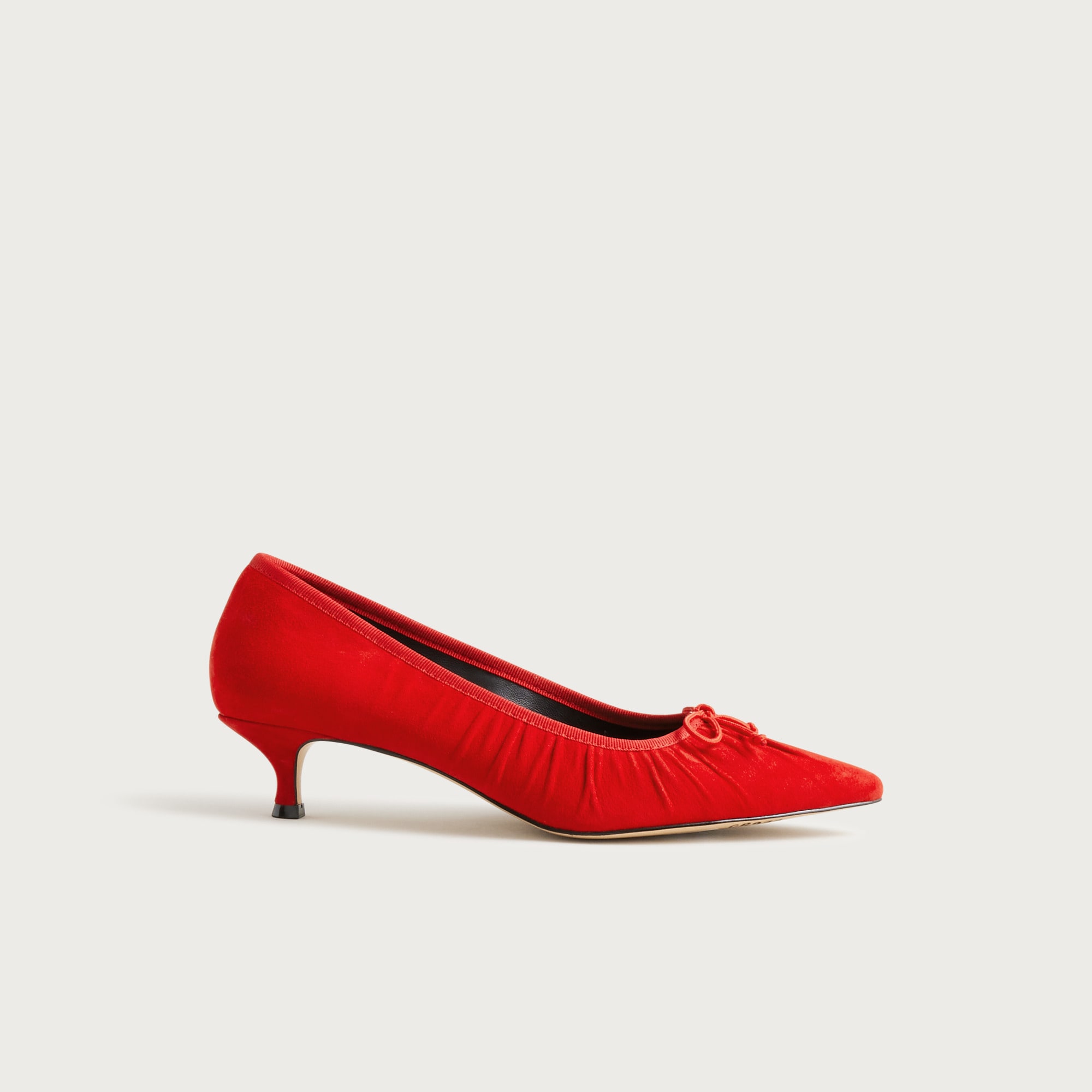 Robin ruched pumps in suede