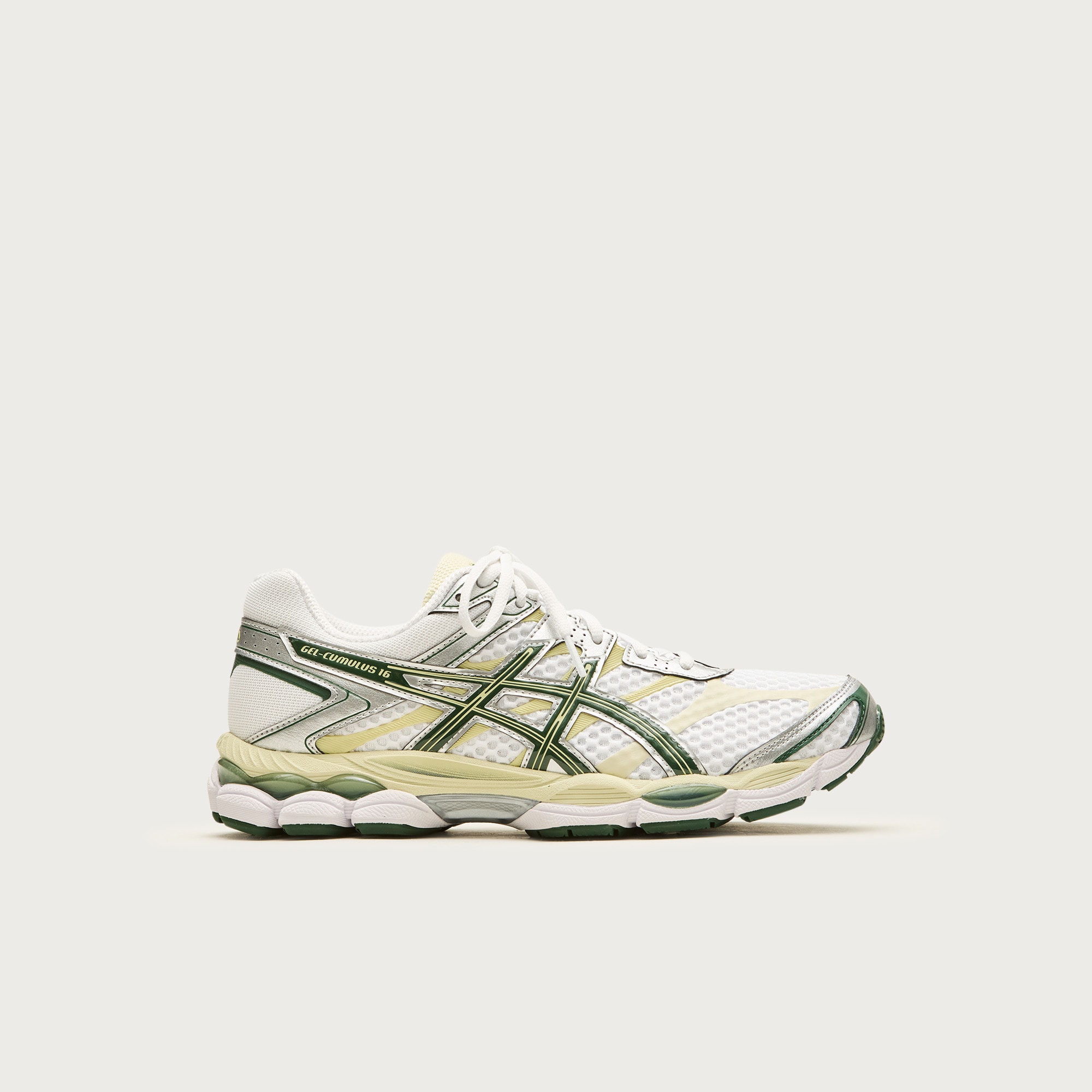 ASICS® GEL-CUMULUS® 16 sneakers