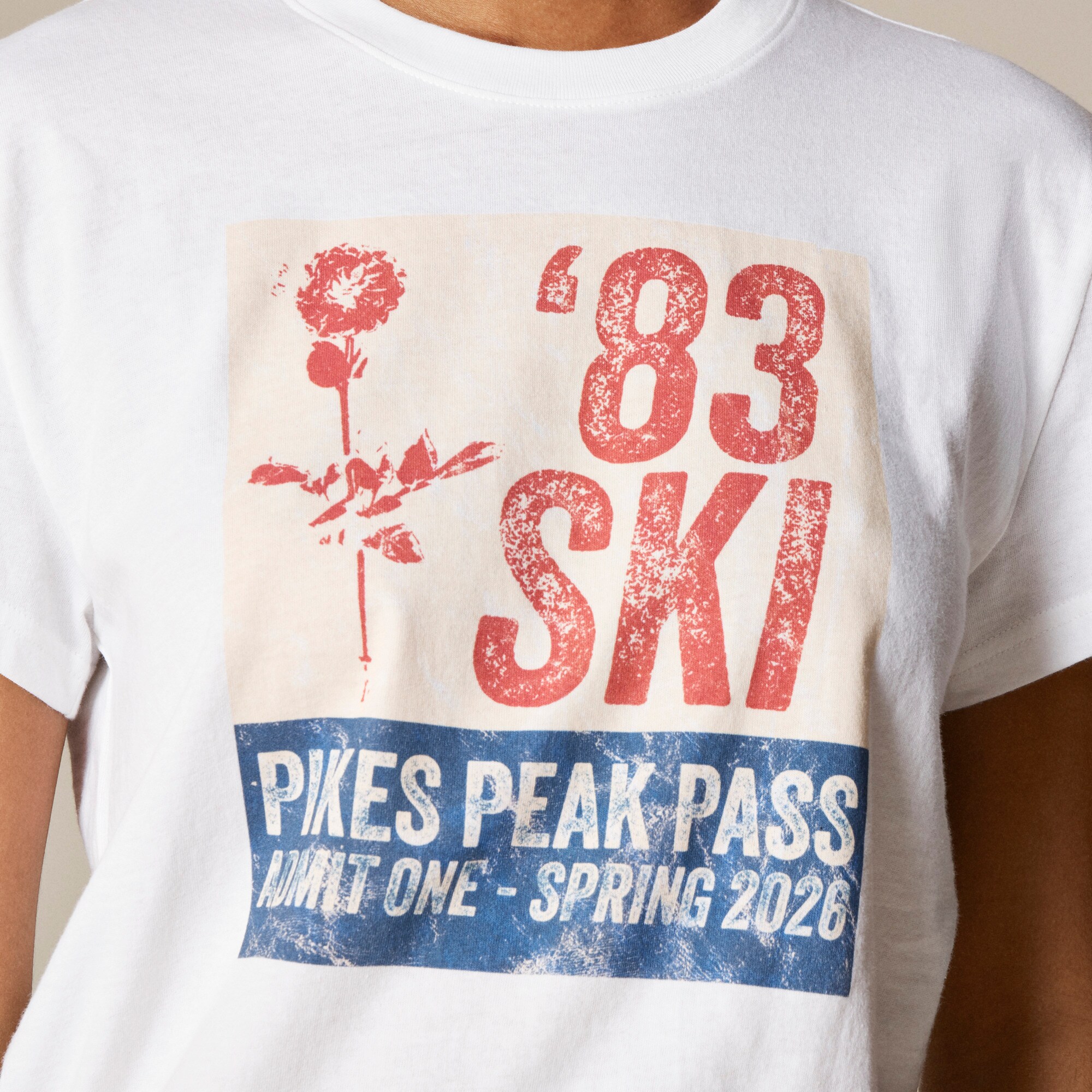"'83 ski" graphic T-shirt in vintage jersey