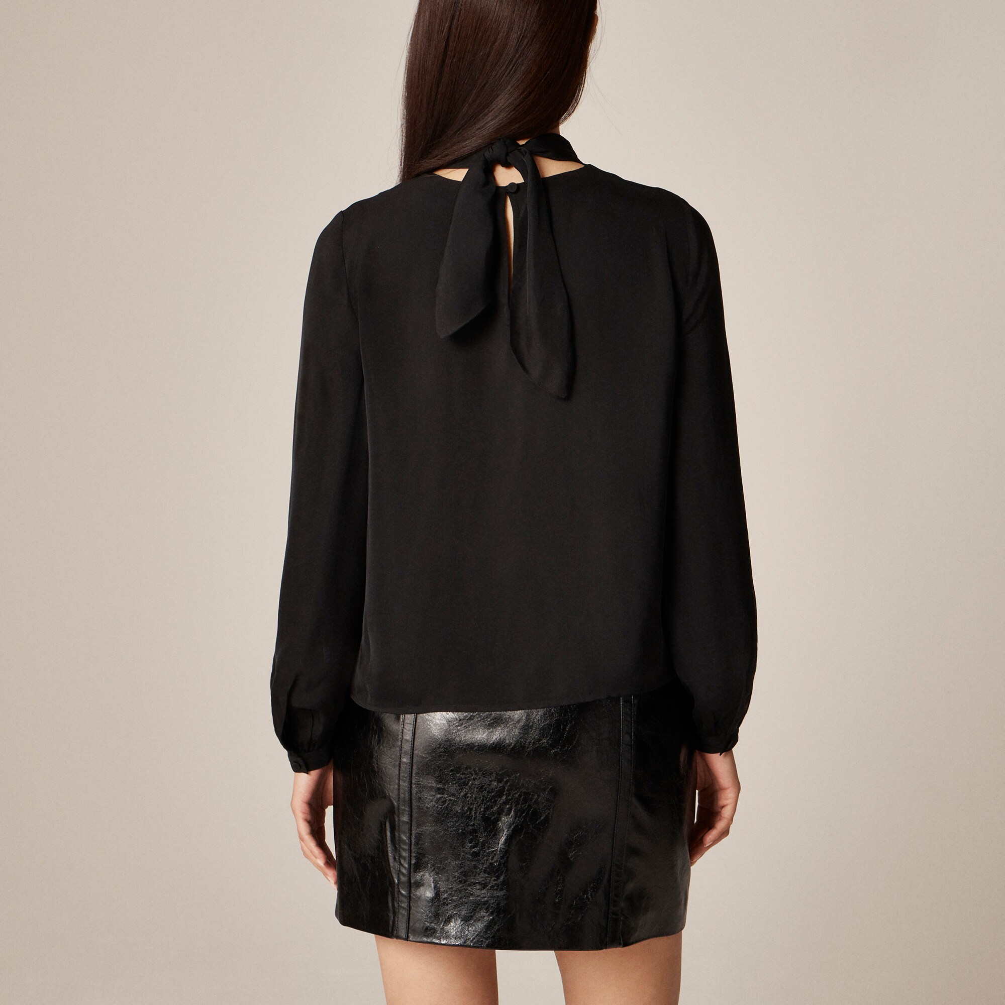 Scarf-neck shirt