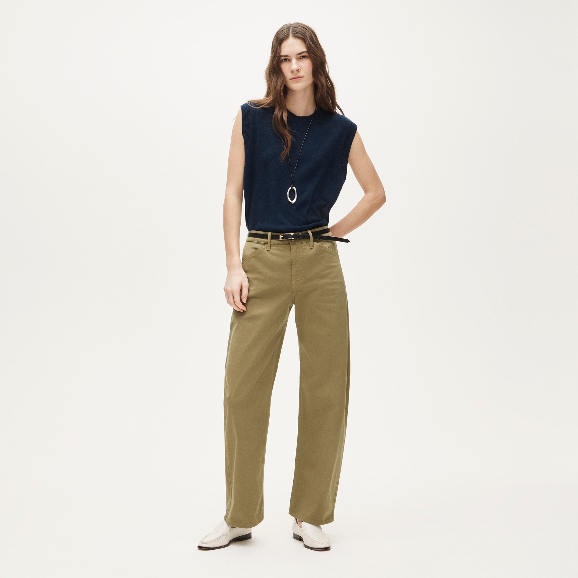 Petite Zoe barrel pant in chino - Green