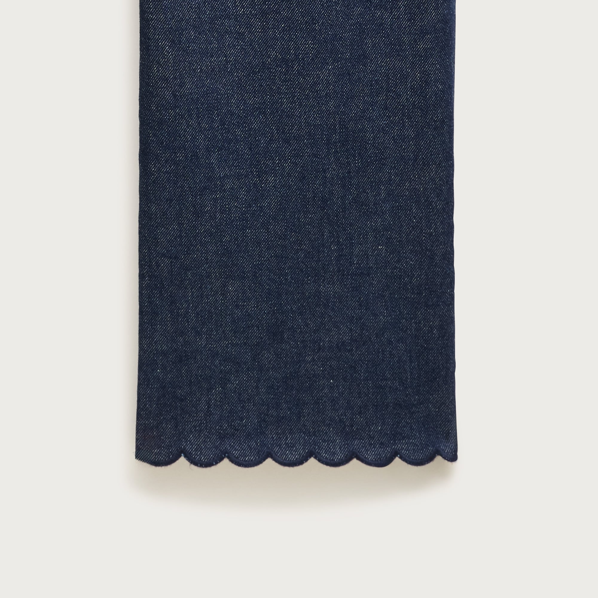 Scallop-trim slim-wide jean