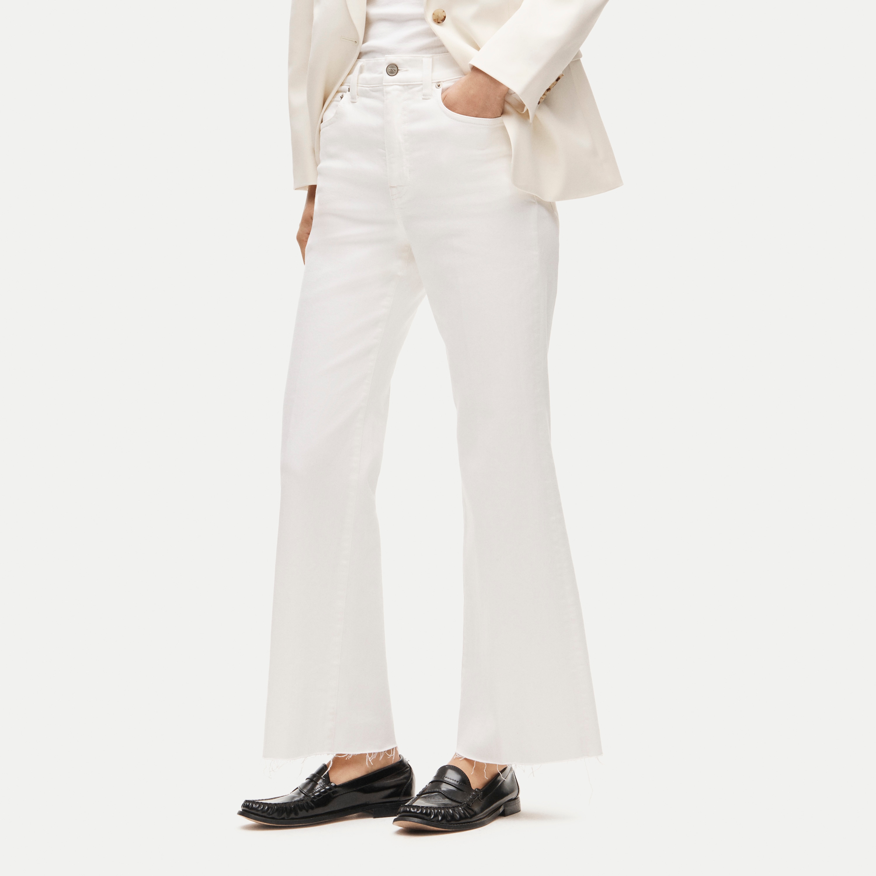 Charley kickout cropped jean in super-stretch