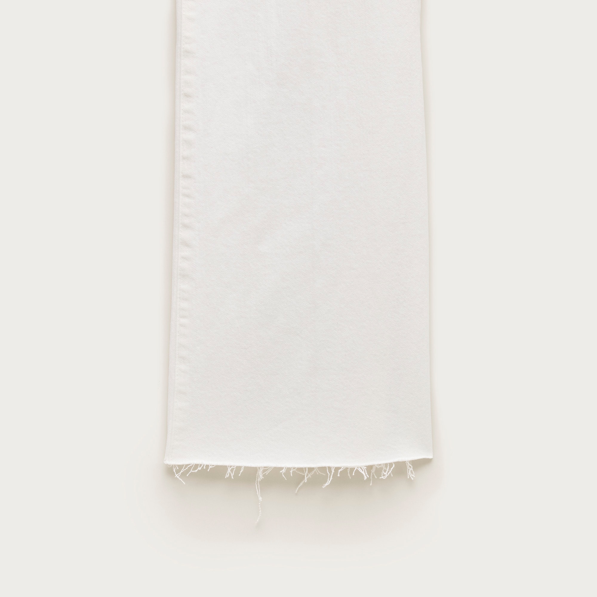 Charley kickout cropped jean in super-stretch
