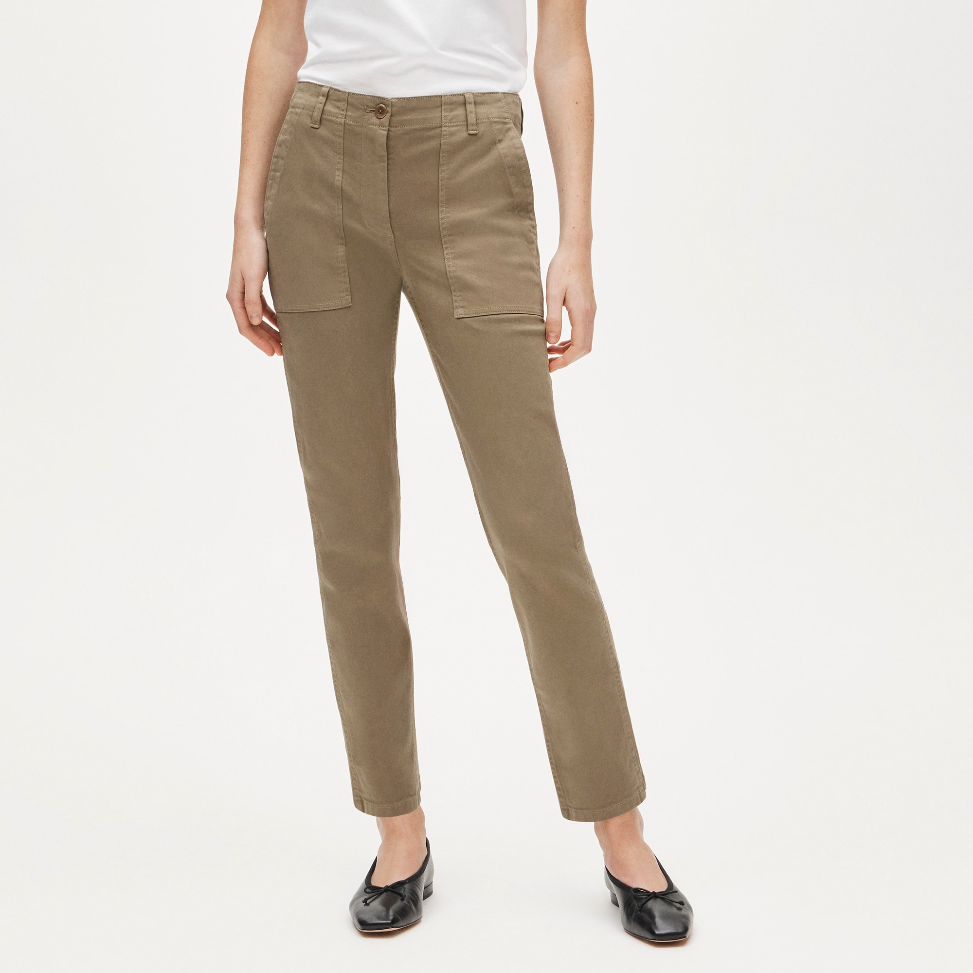 Patch-pocket slim chino pant
