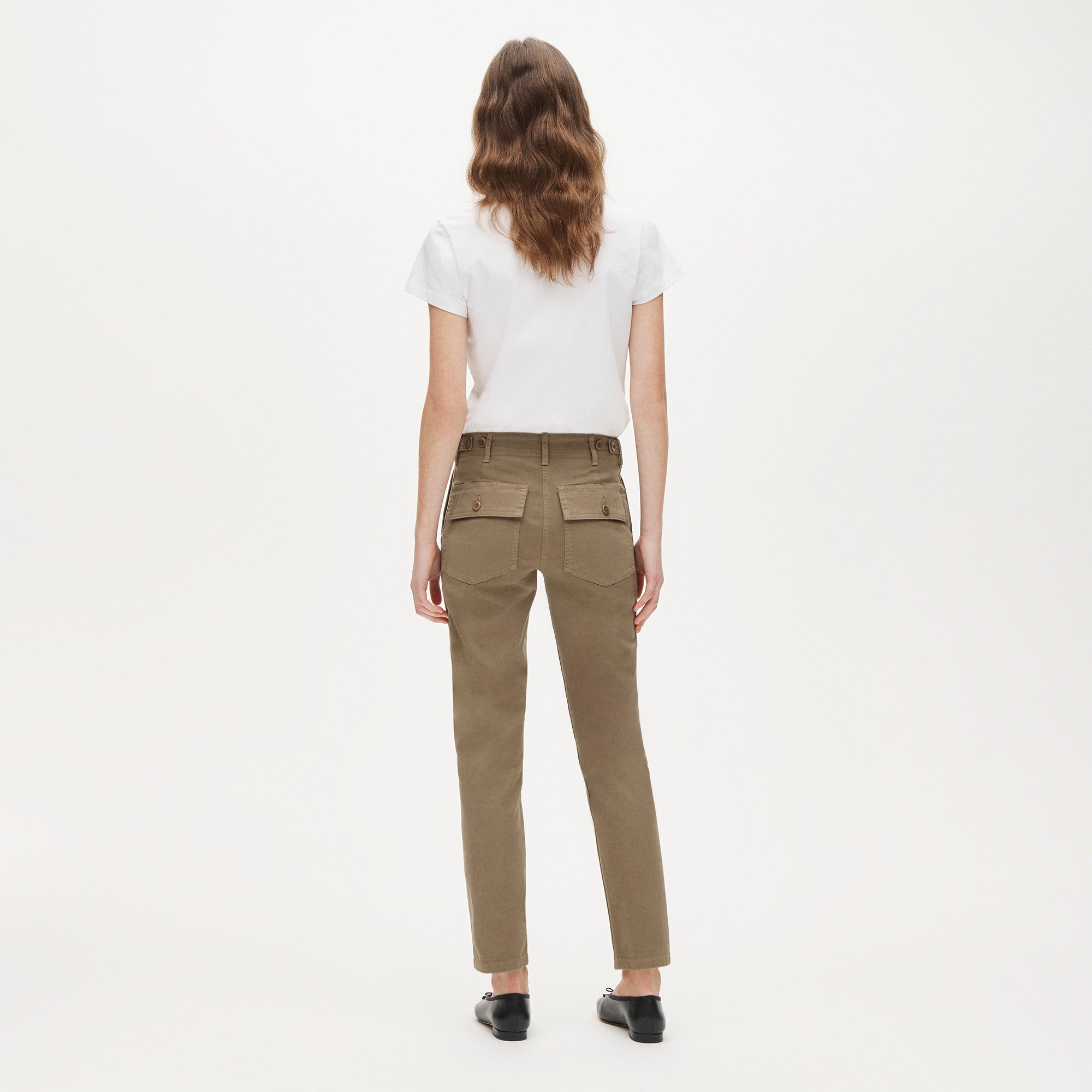 Patch-pocket slim chino pant