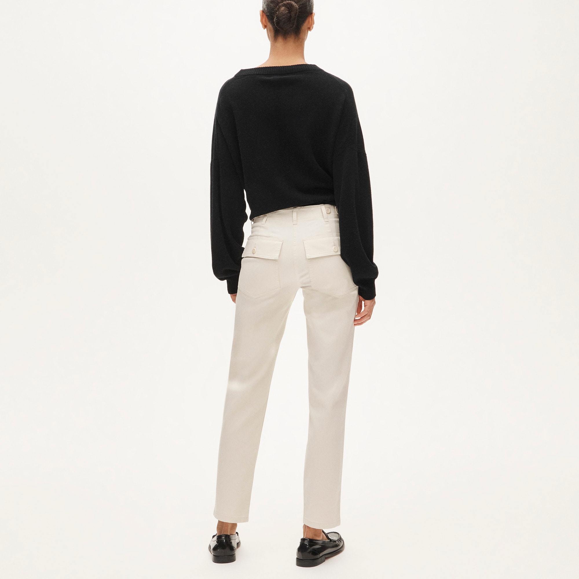Patch-pocket slim chino pant