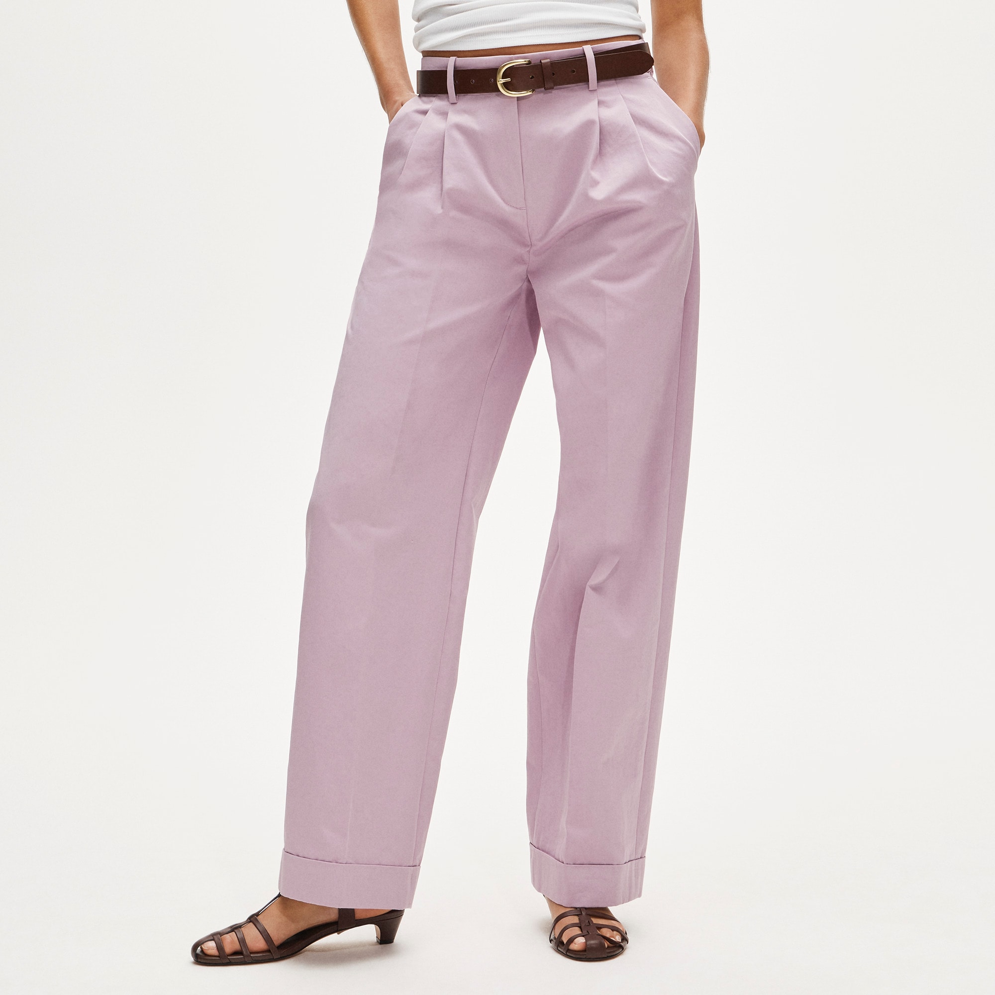 Wide-leg pleated pant