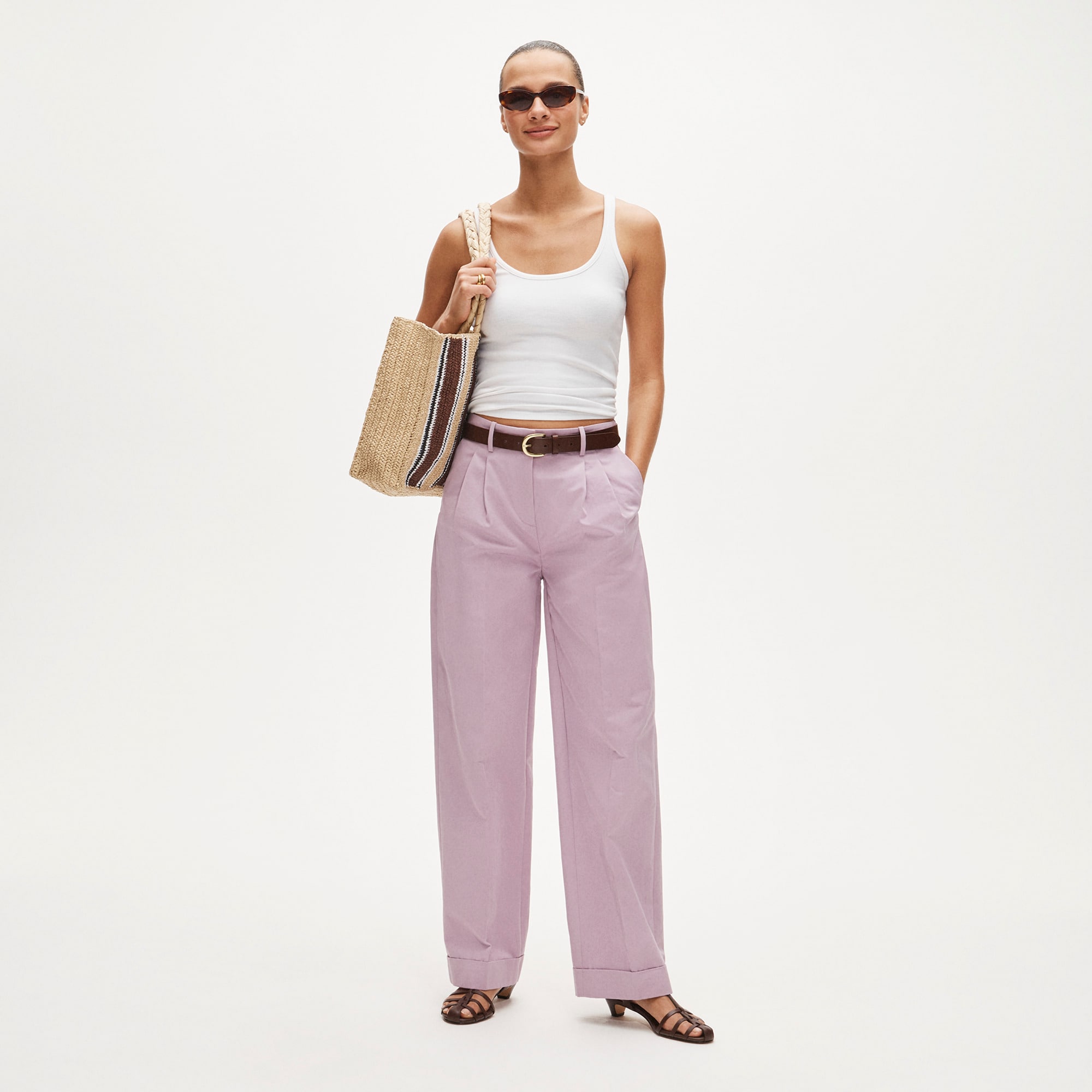 Wide-leg pleated pant
