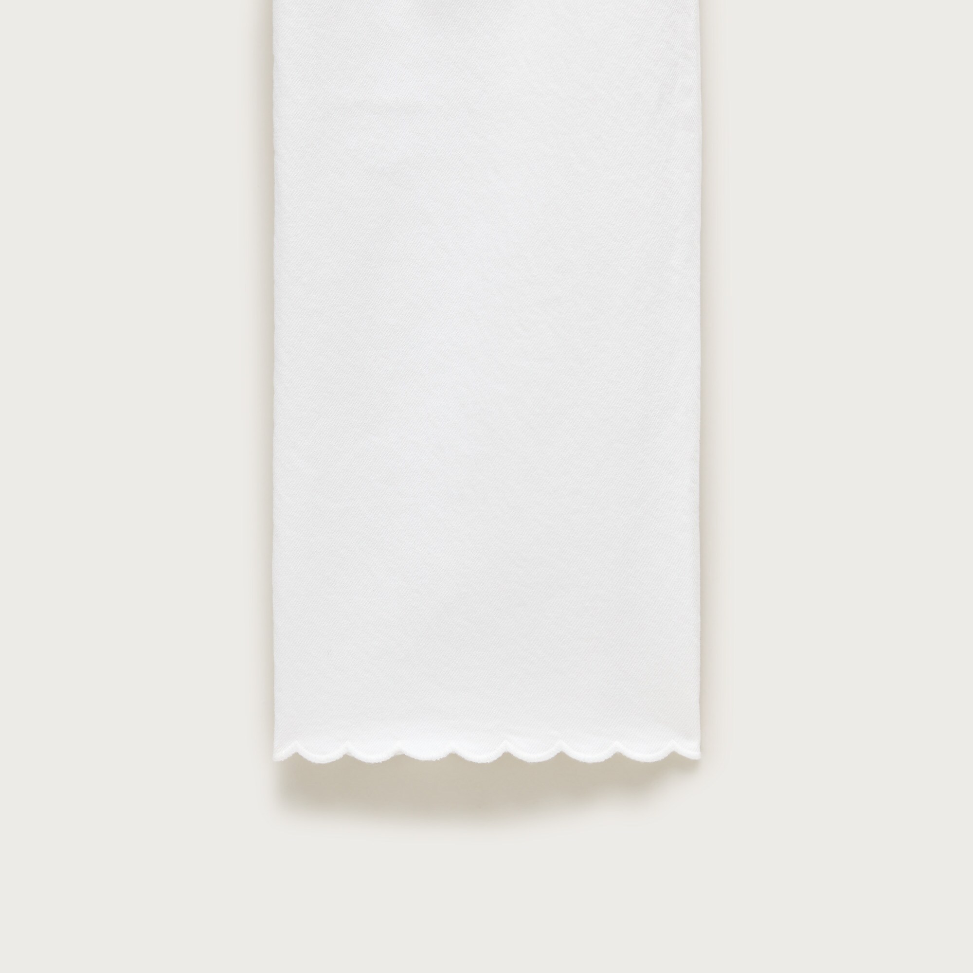 Scallop-trim slim-wide jean