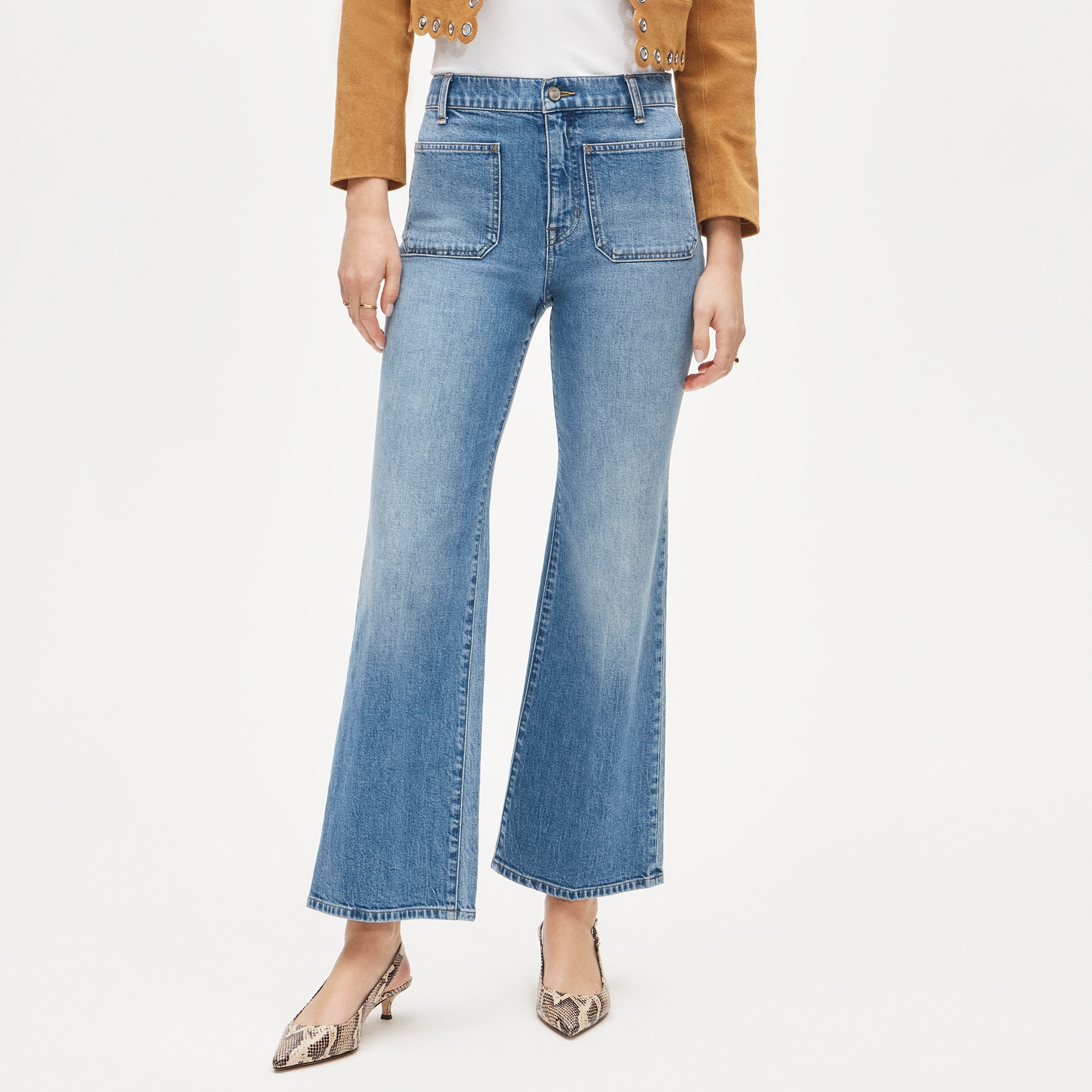Charley kickout cropped jean in semi-stretch with patch pockets