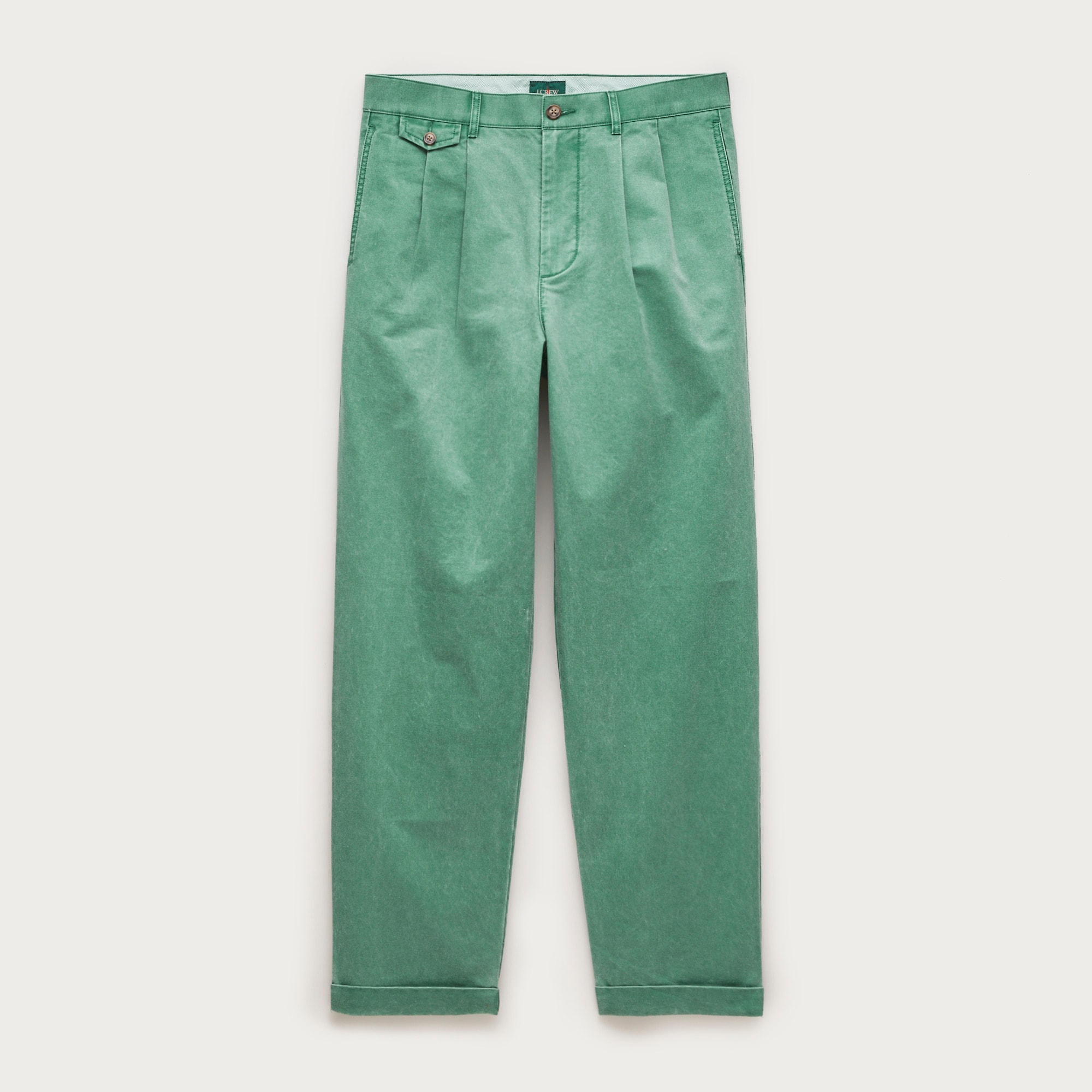 Relaxed-fit double-pleated chino pant in cotton