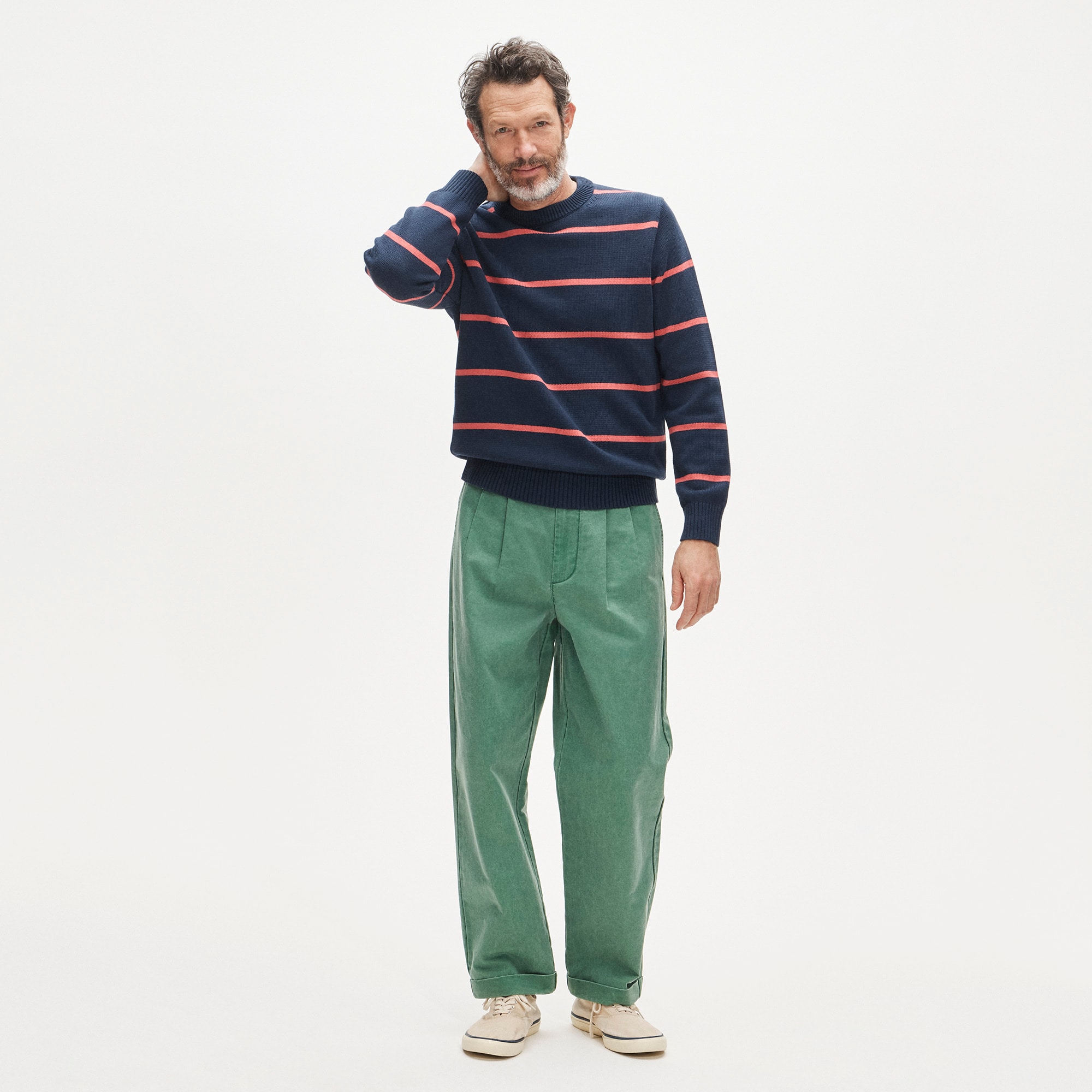 Relaxed-fit double-pleated chino pant in cotton