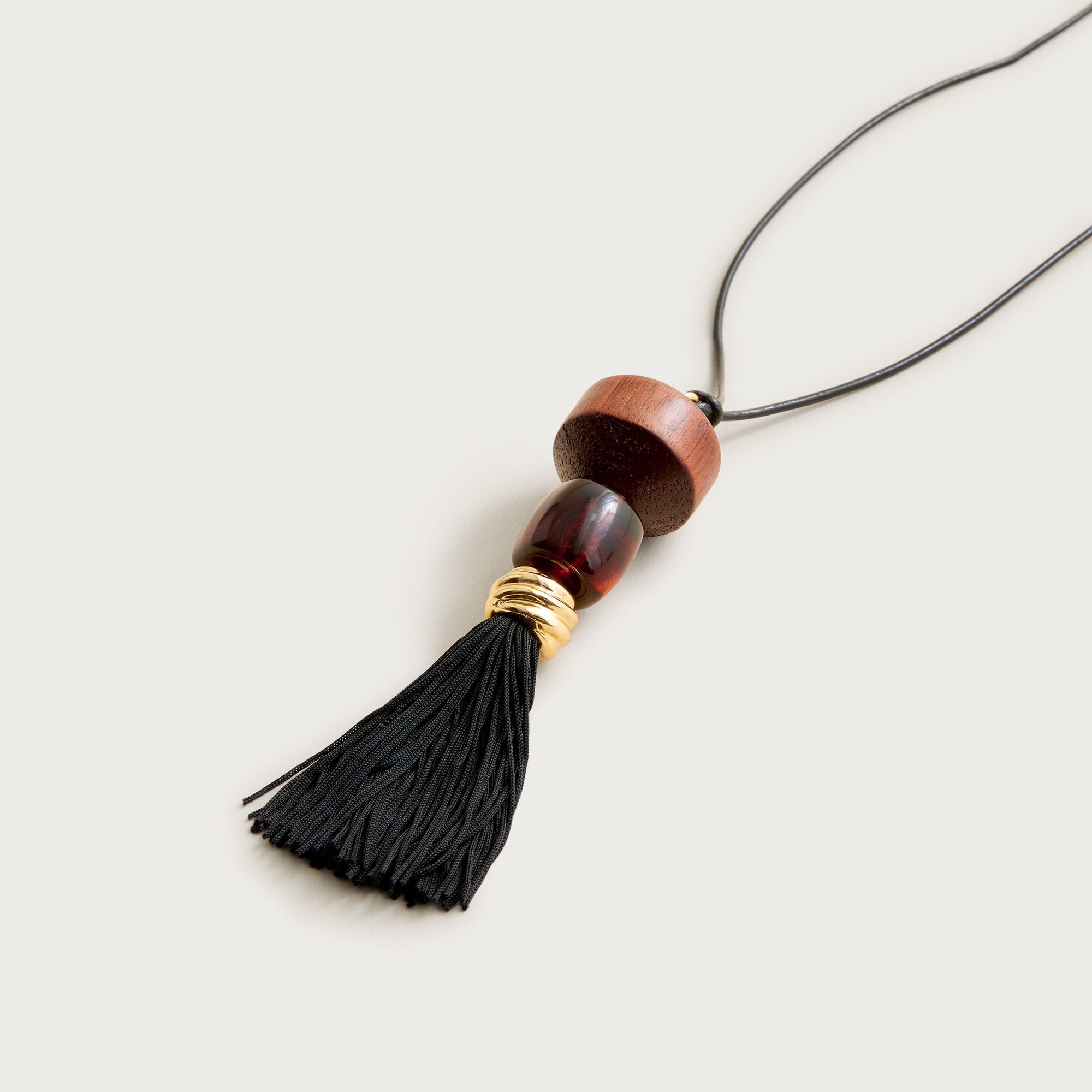 Tassel necklace with wood beads