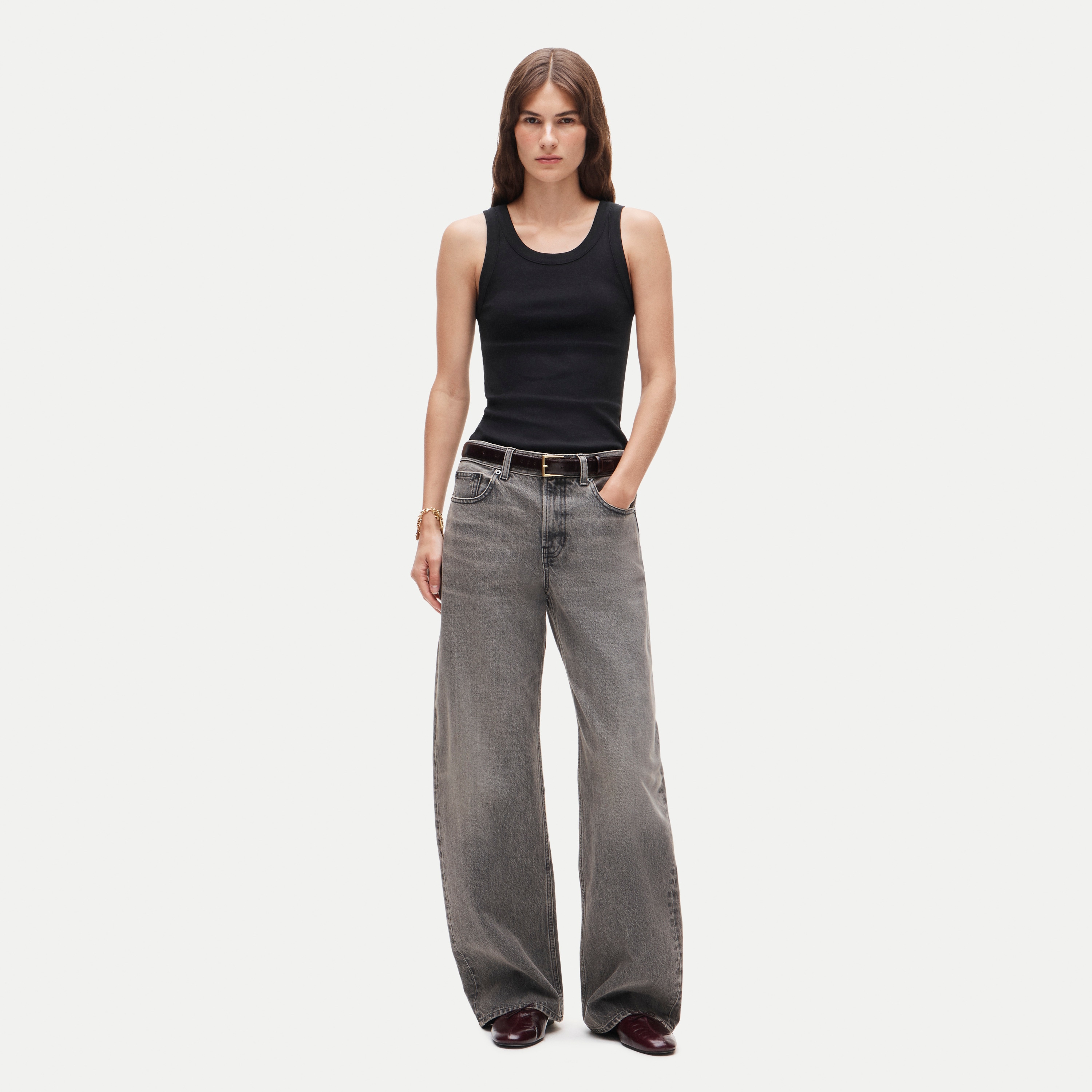 New perfect-fit high-neck tank top