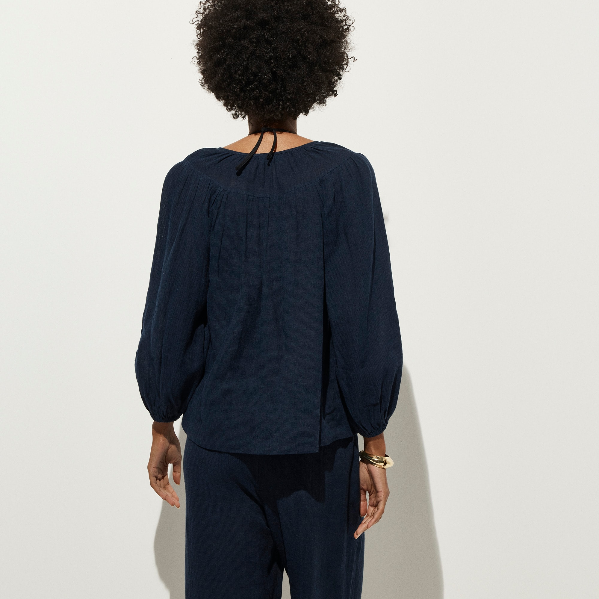 Long-sleeve tunic top in linen-cotton blend