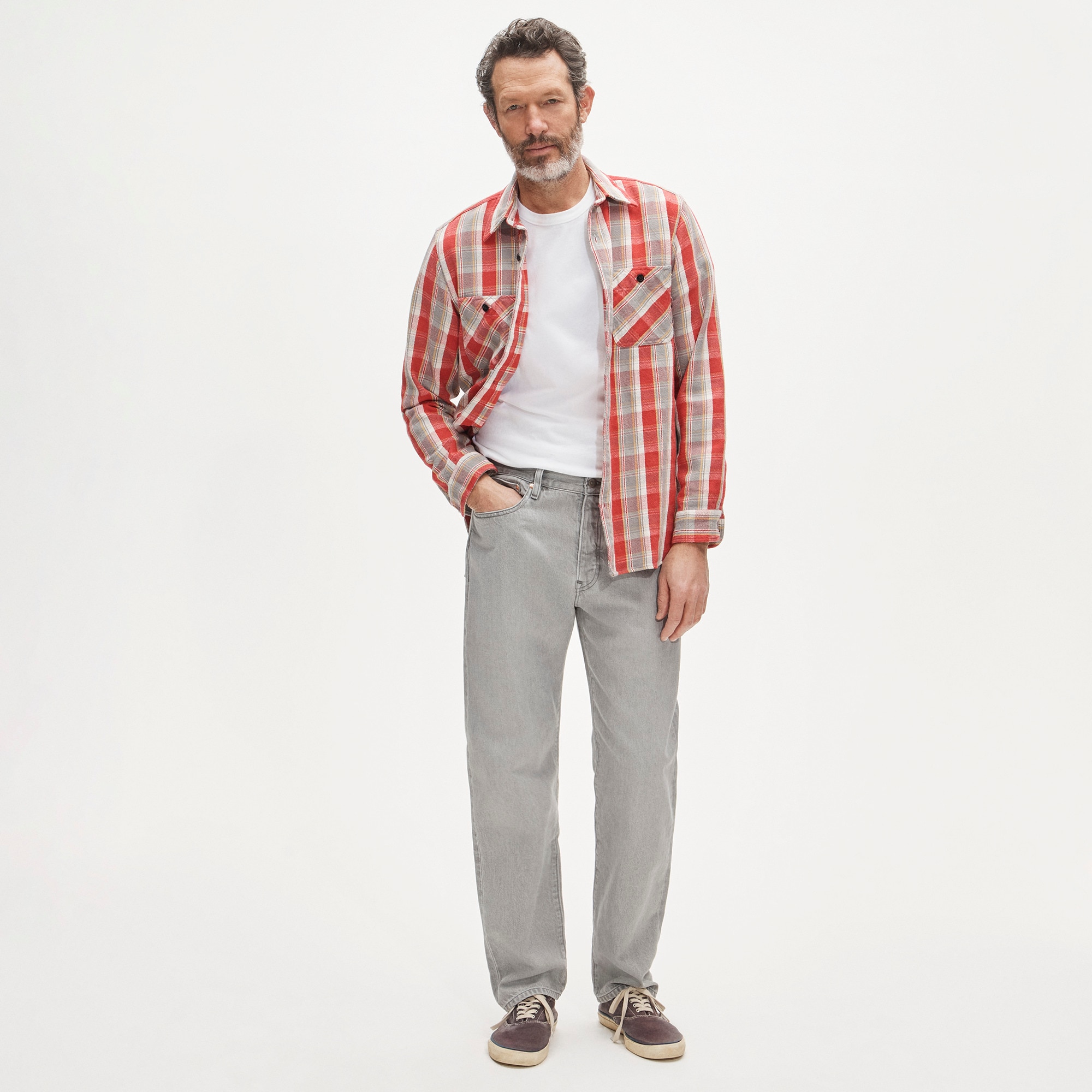 Wallace & Barnes Straight-fit jean in vintage light grey