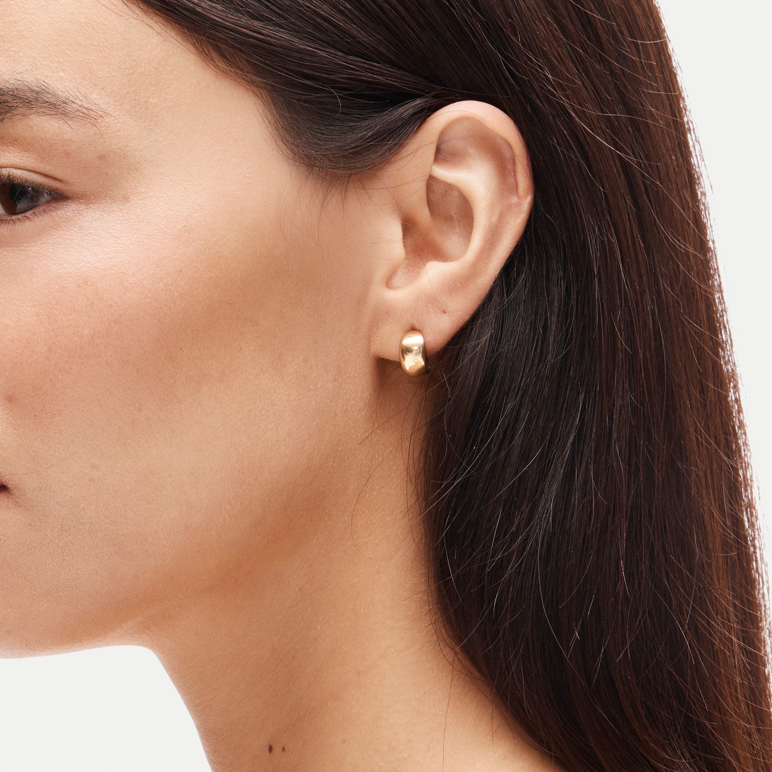 Small huggie hoop earrings