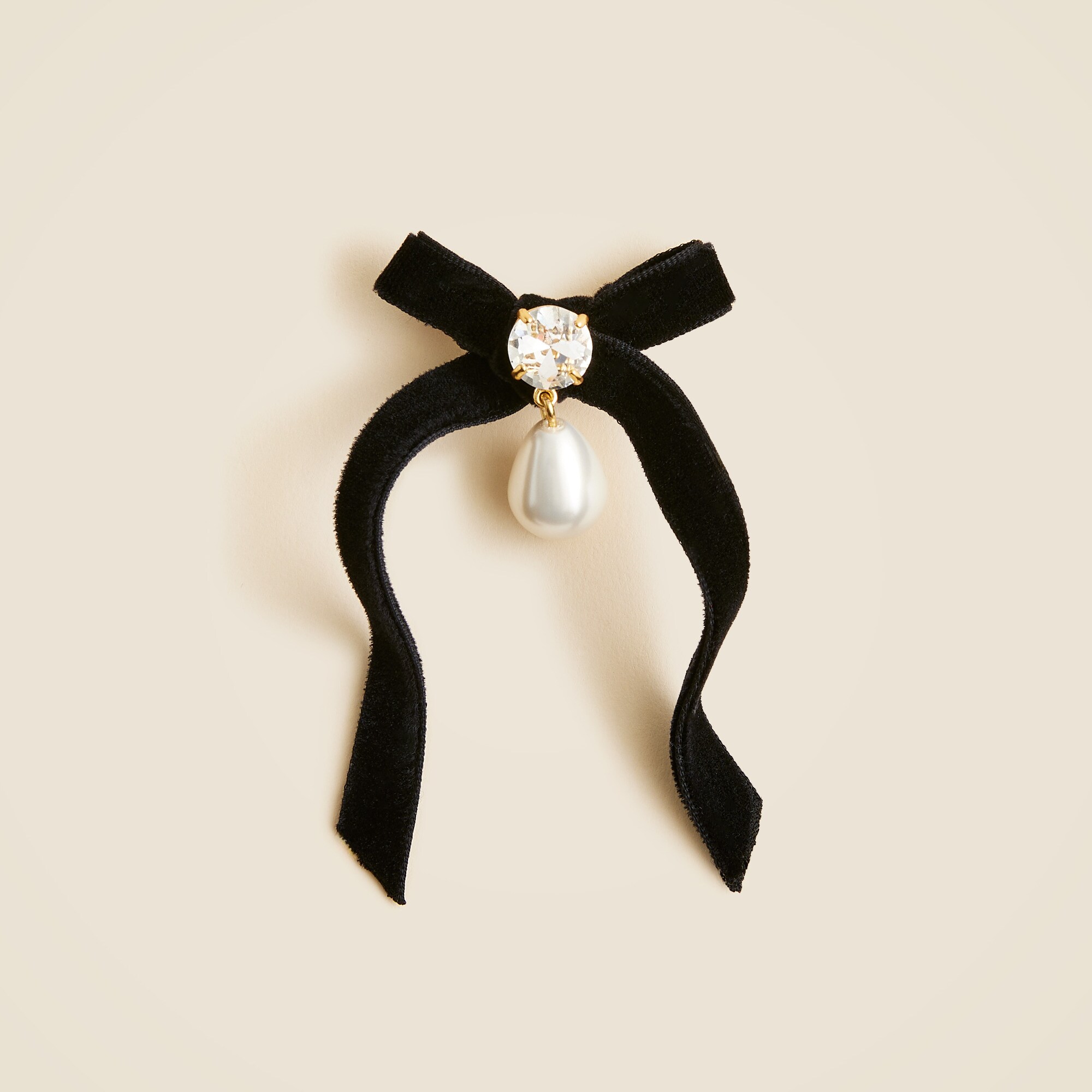 Velvet bow brooch with pearl