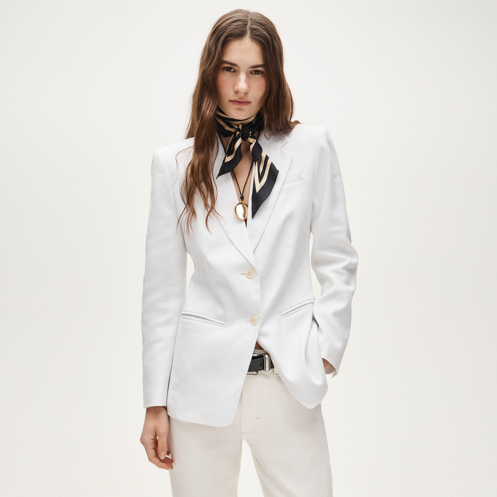 Petite Margeaux blazer in stretch linen blend - White