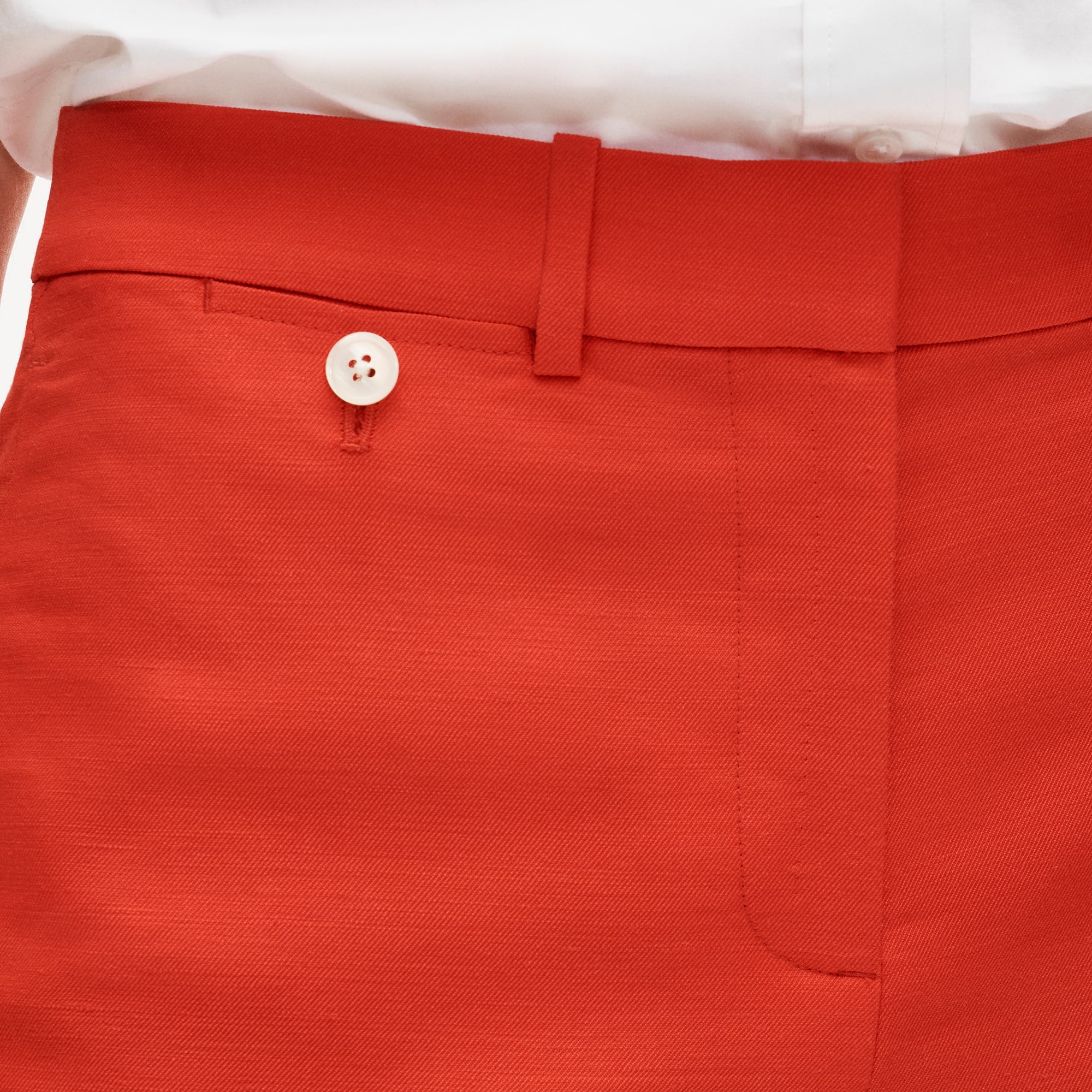 4" short in Gramercy linen blend