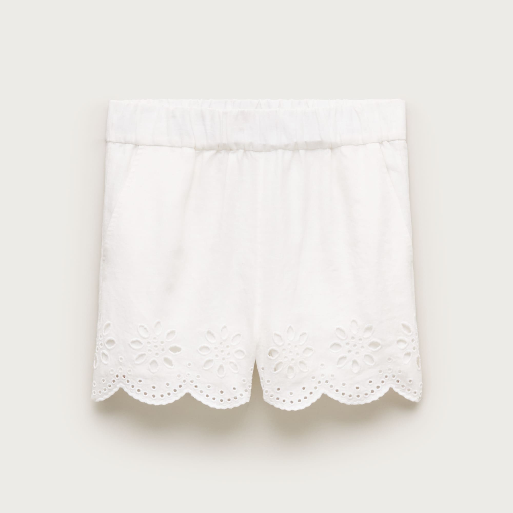 Tropez eyelet short in linen