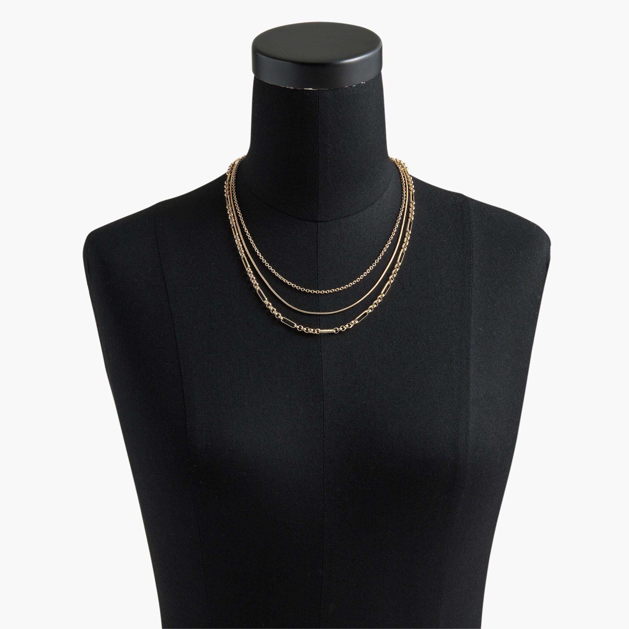 Mixed-chain triple layering necklace