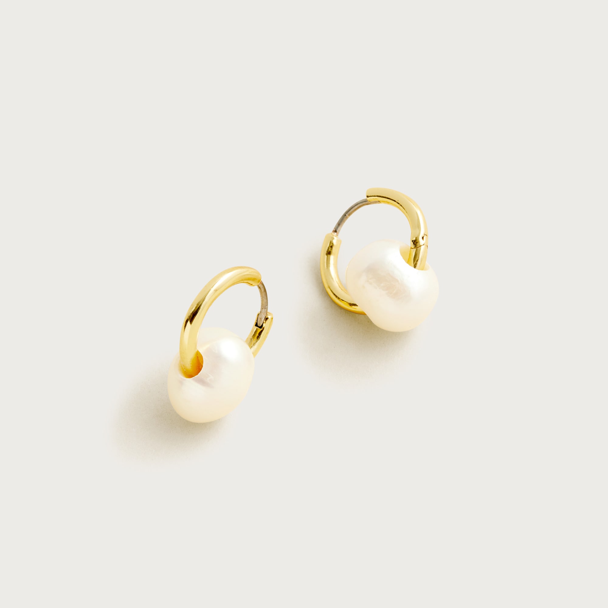 Freshwater pearl huggie hoop earrings