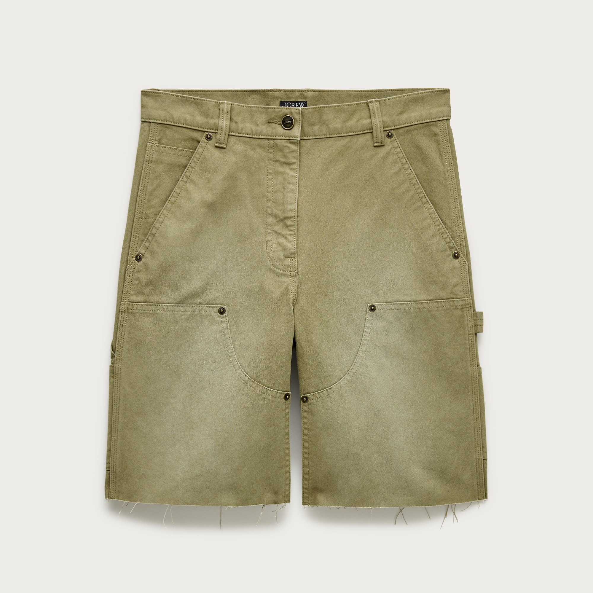 Painter short in canvas